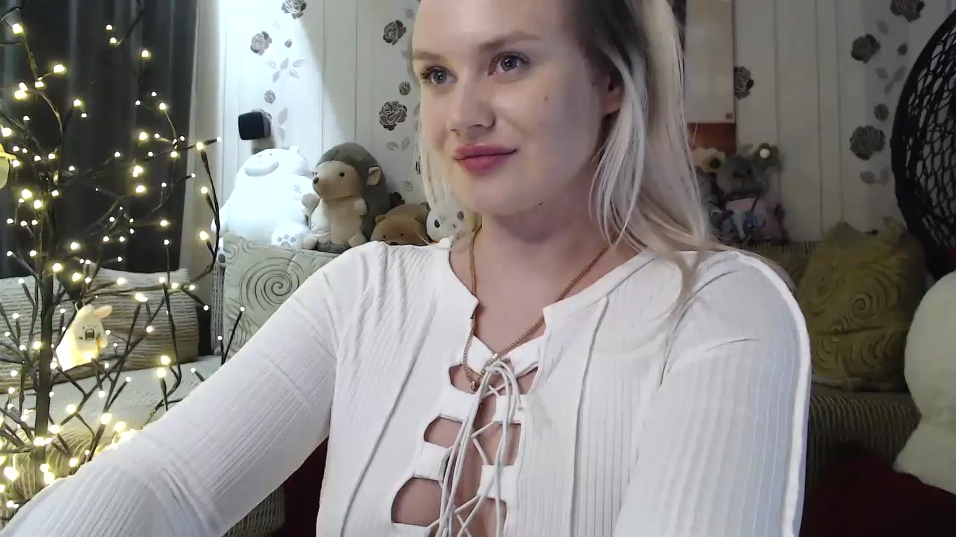 Gallery image thumbnail from RoomOfBears's myfreecams stream on, 11/03/2024, 16:20 image 13 of 20