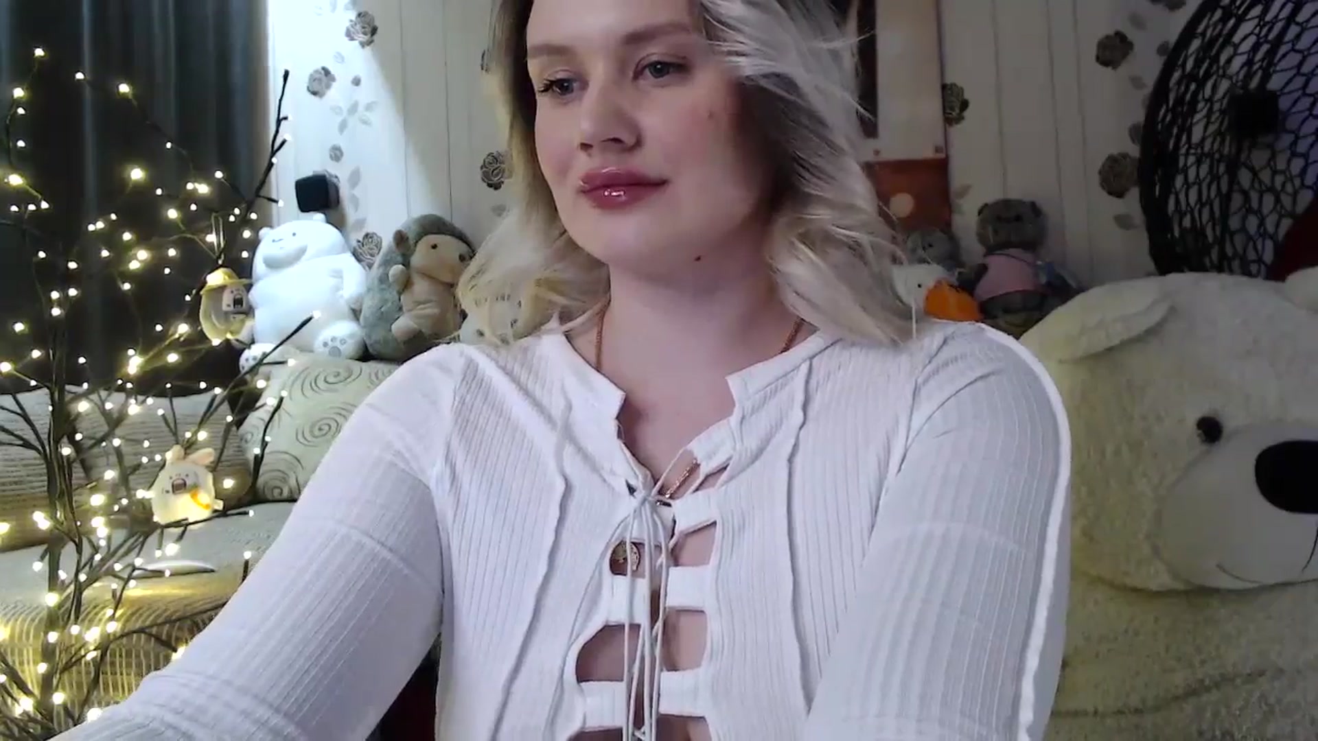 Gallery image thumbnail from RoomOfBears's myfreecams stream on, 03/24/2025, 17:56 image 12 of 20
