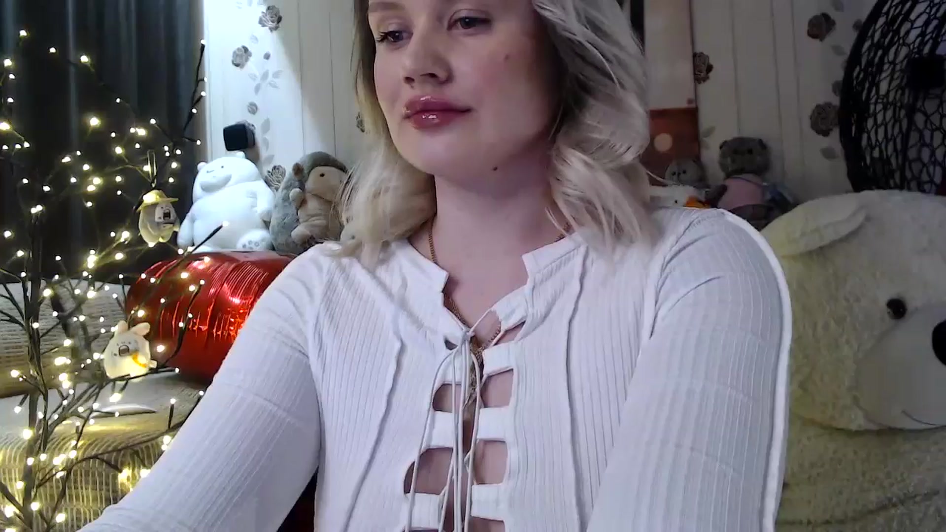 Gallery image thumbnail from RoomOfBears's myfreecams stream on, 03/24/2025, 17:56 image 20 of 20