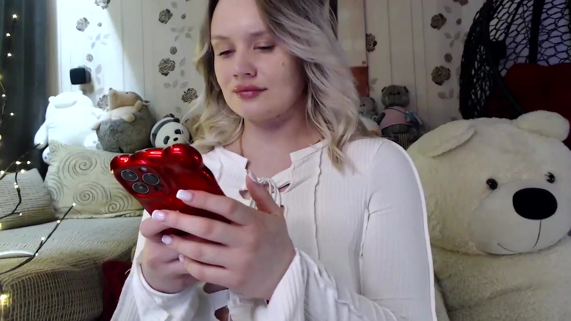 Gallery image thumbnail from RoomOfBears's myfreecams stream on, 04/10/2025, 17:04 image 15 of 20