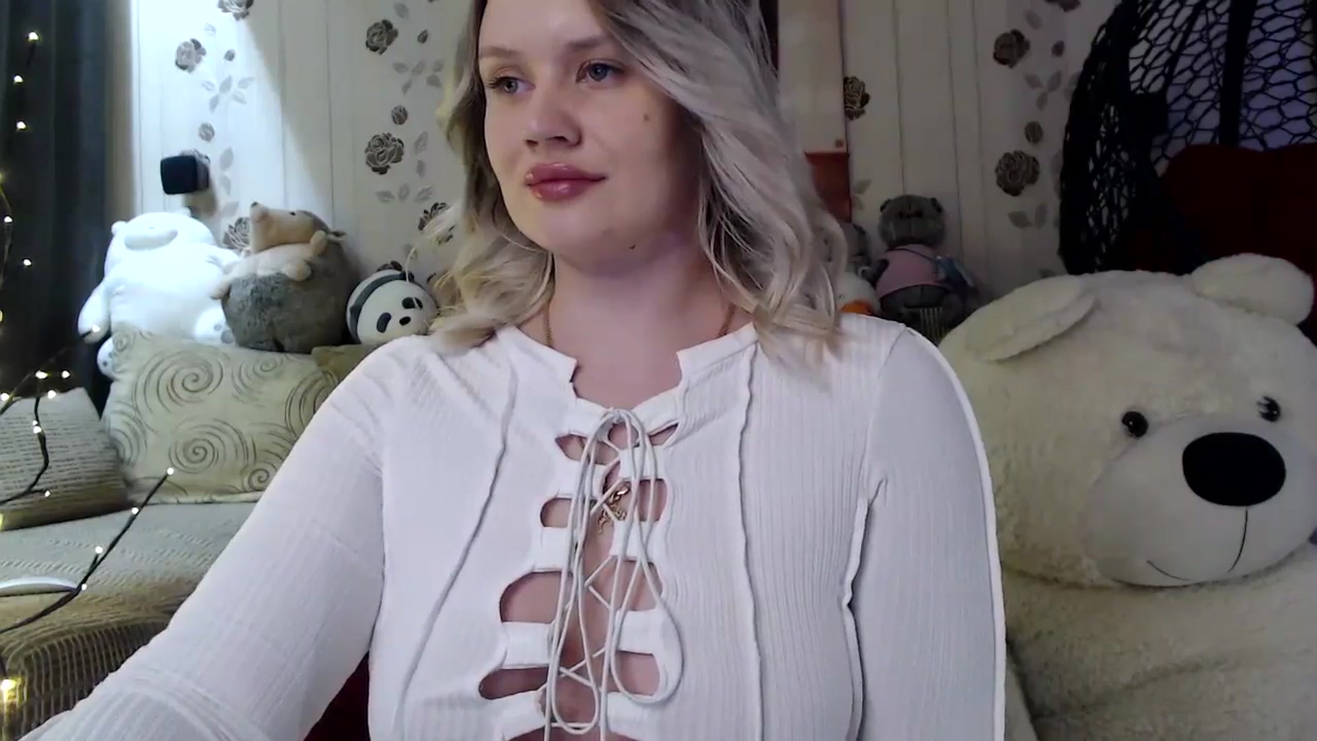Gallery image thumbnail from RoomOfBears's myfreecams stream on, 04/10/2025, 17:04 image 14 of 20