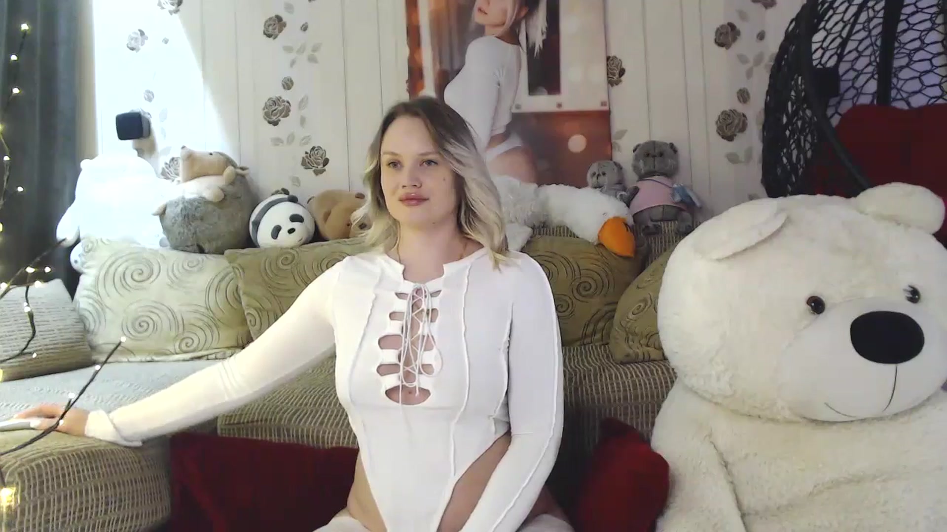 Gallery image thumbnail from RoomOfBears's myfreecams stream on, 04/10/2025, 17:04 image 12 of 20