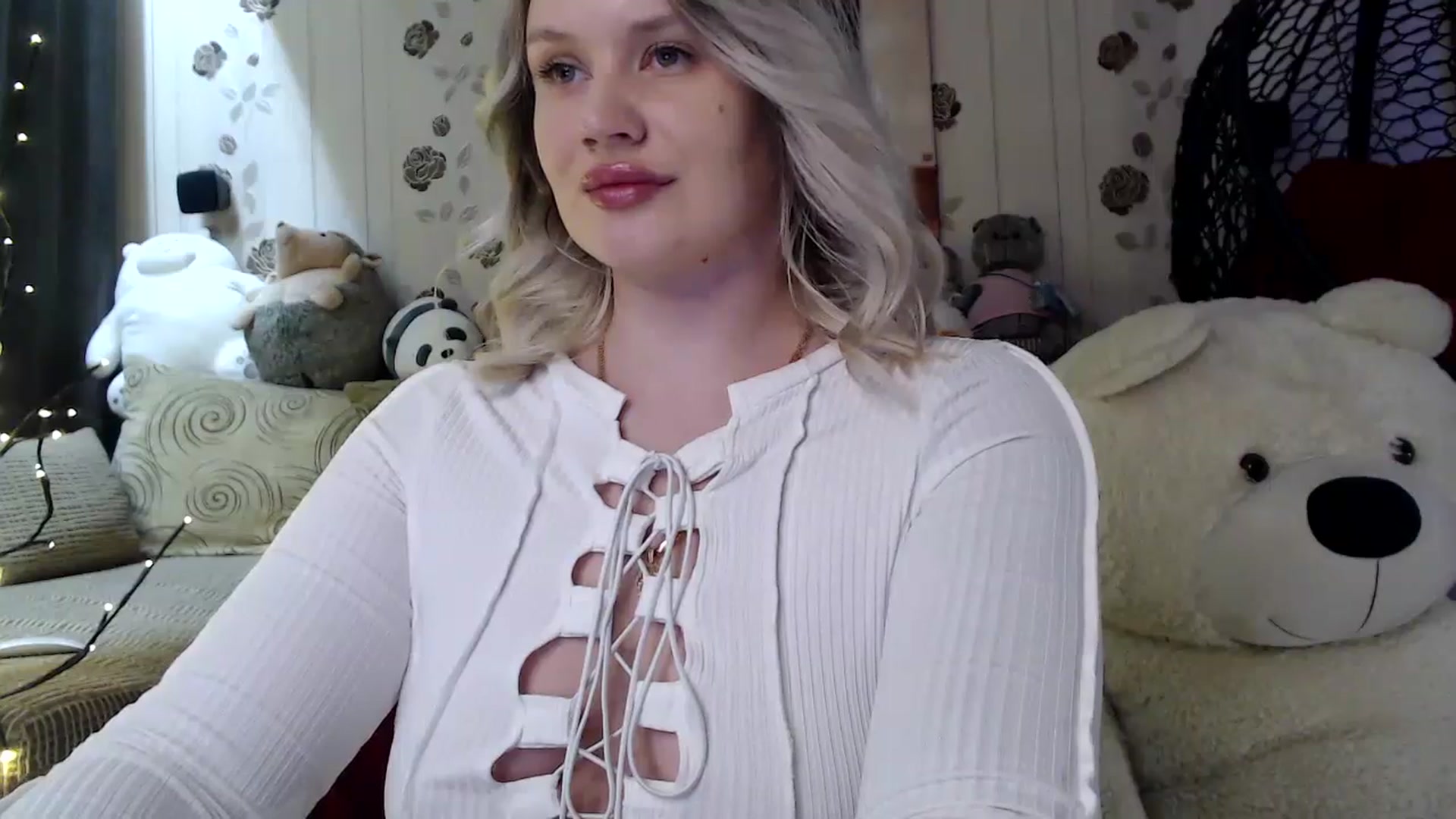 Gallery image thumbnail from RoomOfBears's myfreecams stream on, 04/10/2025, 17:04 image 13 of 20