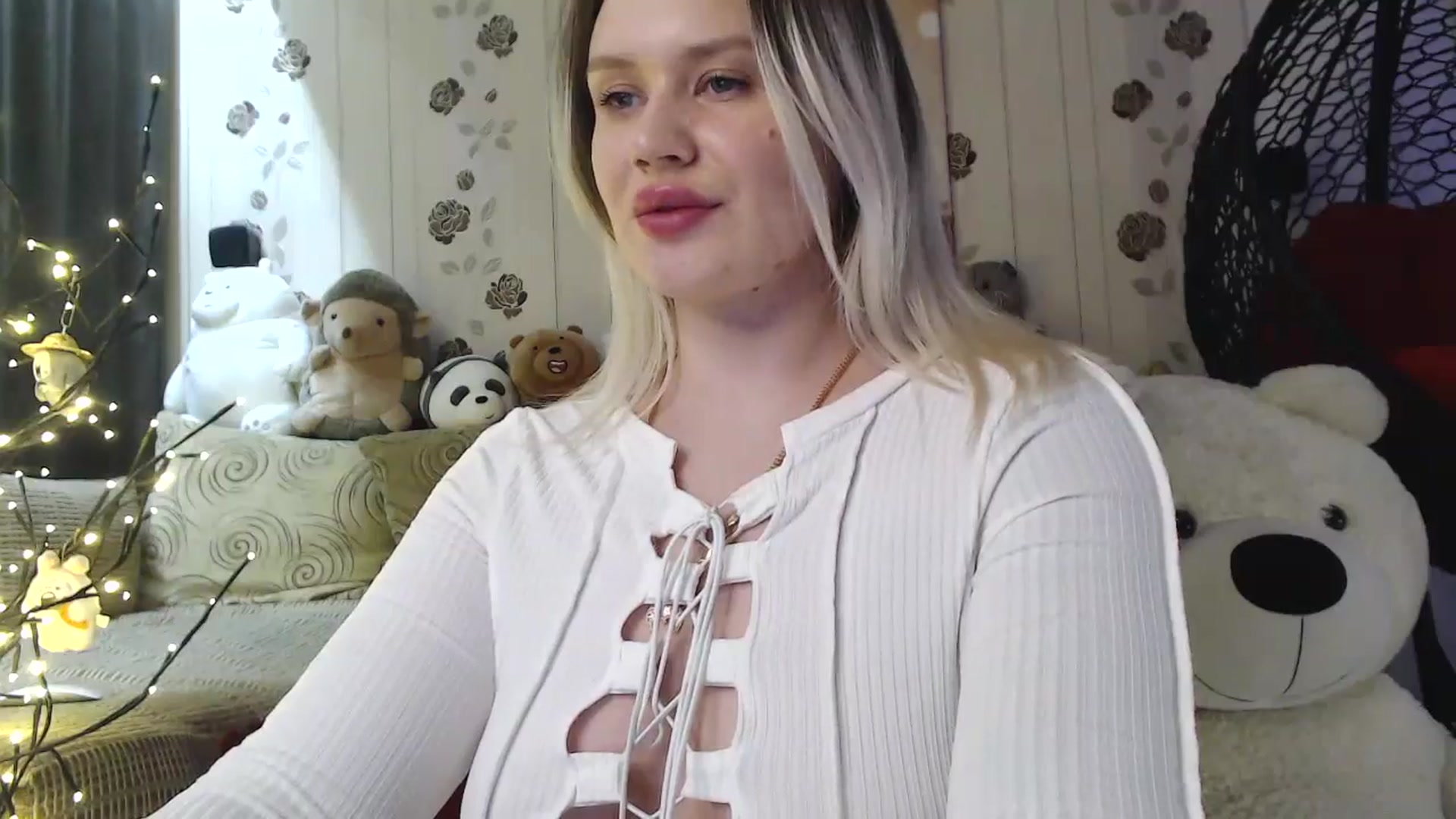 Gallery image thumbnail from RoomOfBears's myfreecams stream on, 04/13/2025, 17:08 image 10 of 20