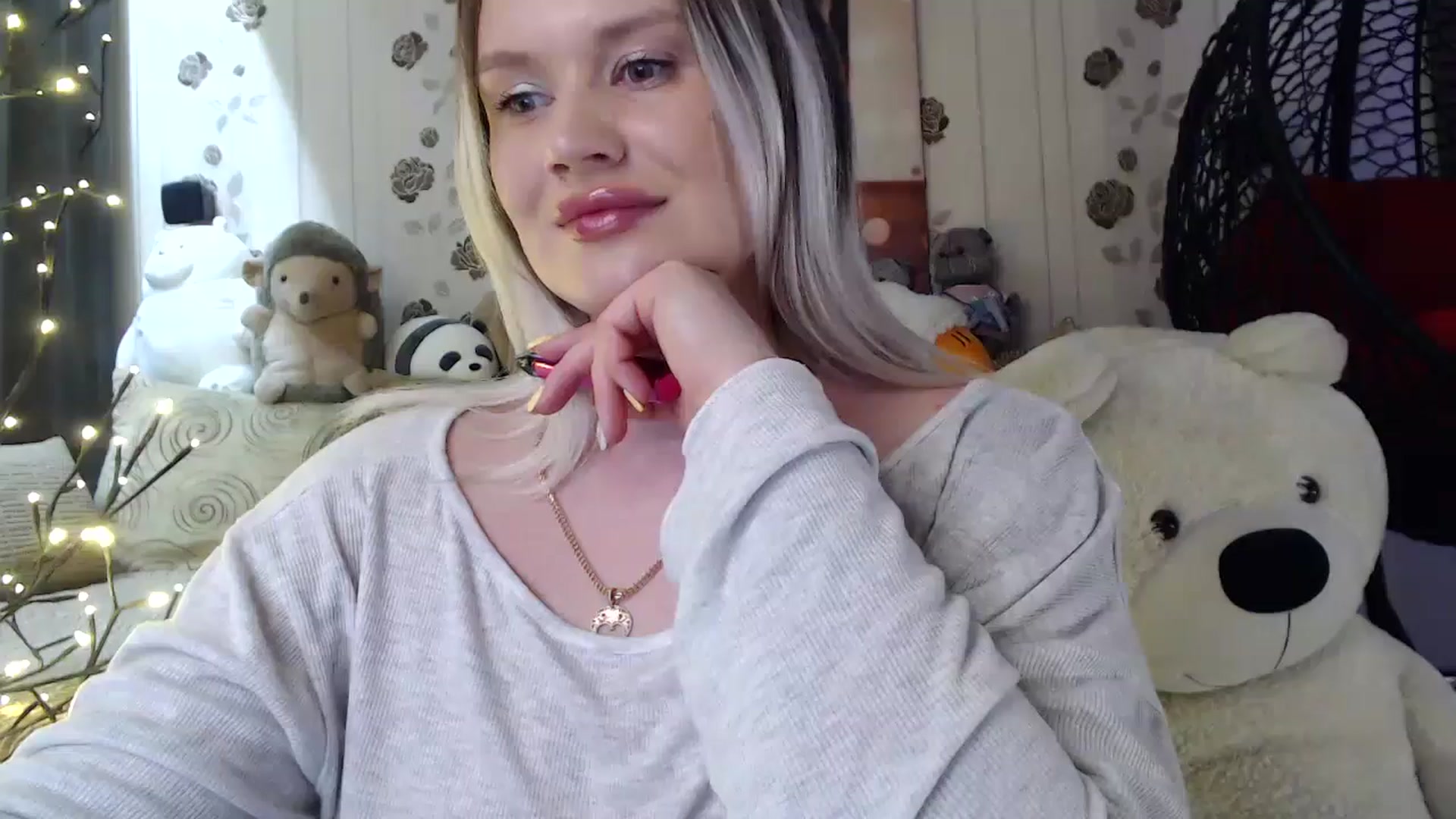 Gallery image thumbnail from RoomOfBears's myfreecams stream on, 04/30/2025, 17:18 image 9 of 20