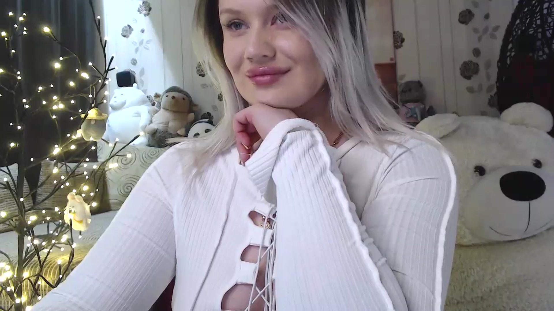 Gallery image thumbnail from RoomOfBears's myfreecams stream on, 05/11/2025, 16:57 image 12 of 20