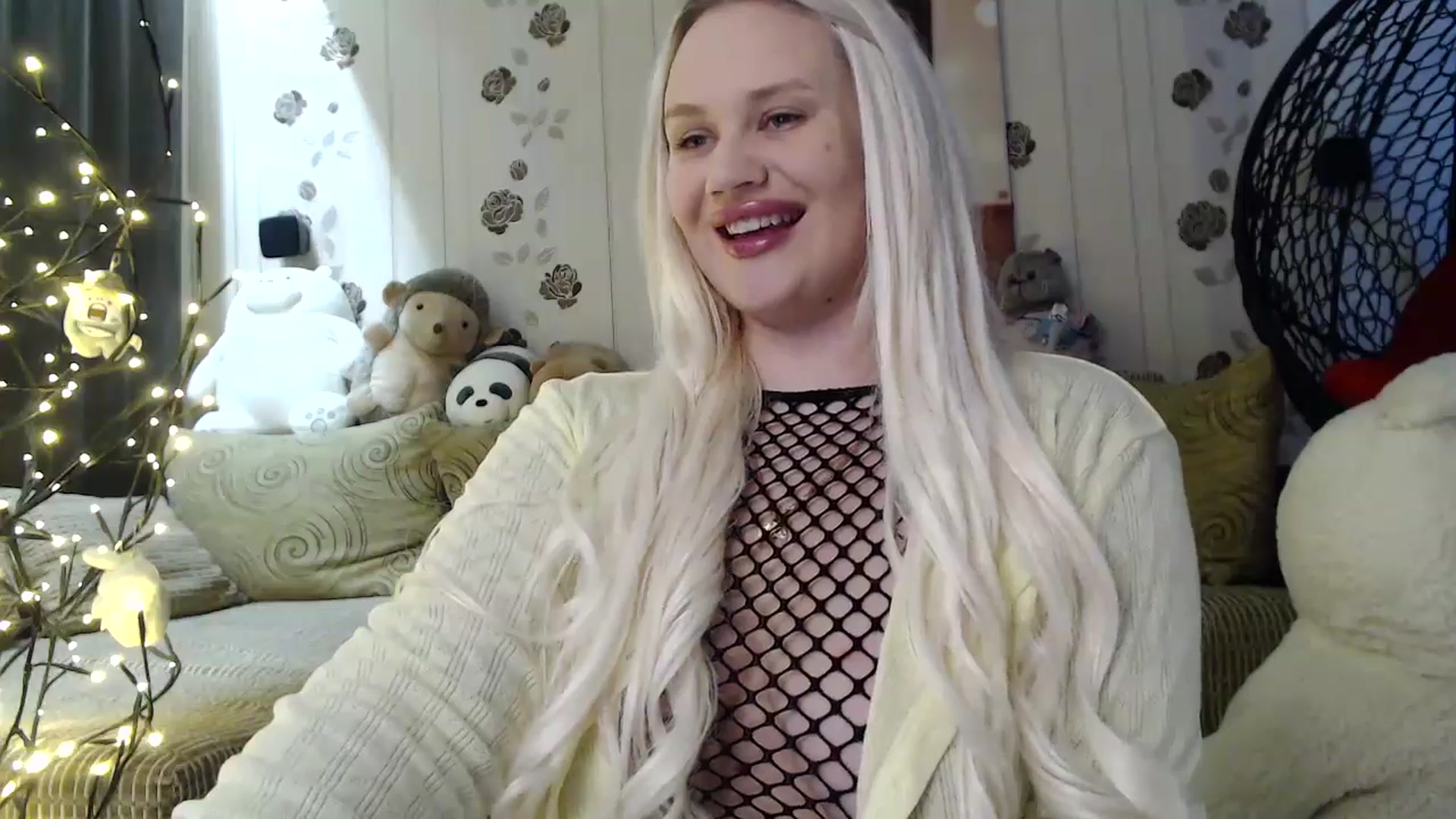 Gallery image thumbnail from RoomOfBears's myfreecams stream on, 12/09/2025, 15:36 image 19 of 20