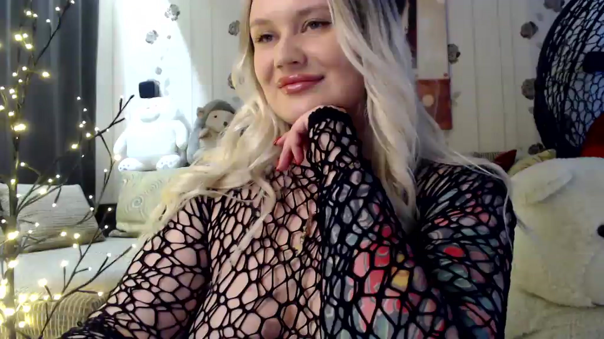 Gallery image thumbnail from RoomOfBears's myfreecams stream on, 08/12/2026, 15:05 image 14 of 20