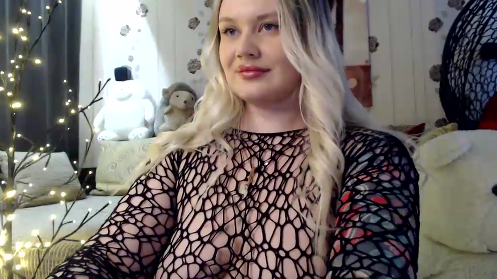 Gallery image thumbnail from RoomOfBears's myfreecams stream on, 08/12/2026, 15:05 image 15 of 20