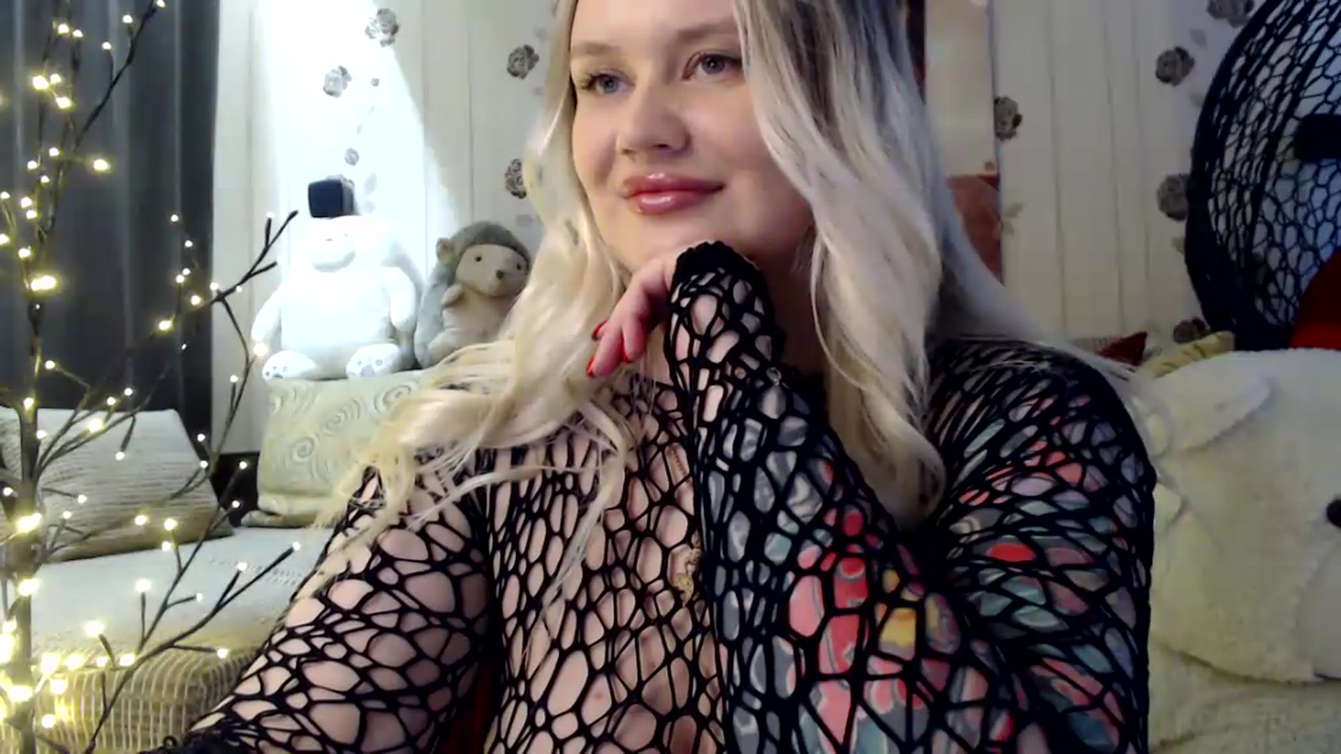 Gallery image thumbnail from RoomOfBears's myfreecams stream on, 08/12/2026, 15:05 image 16 of 20