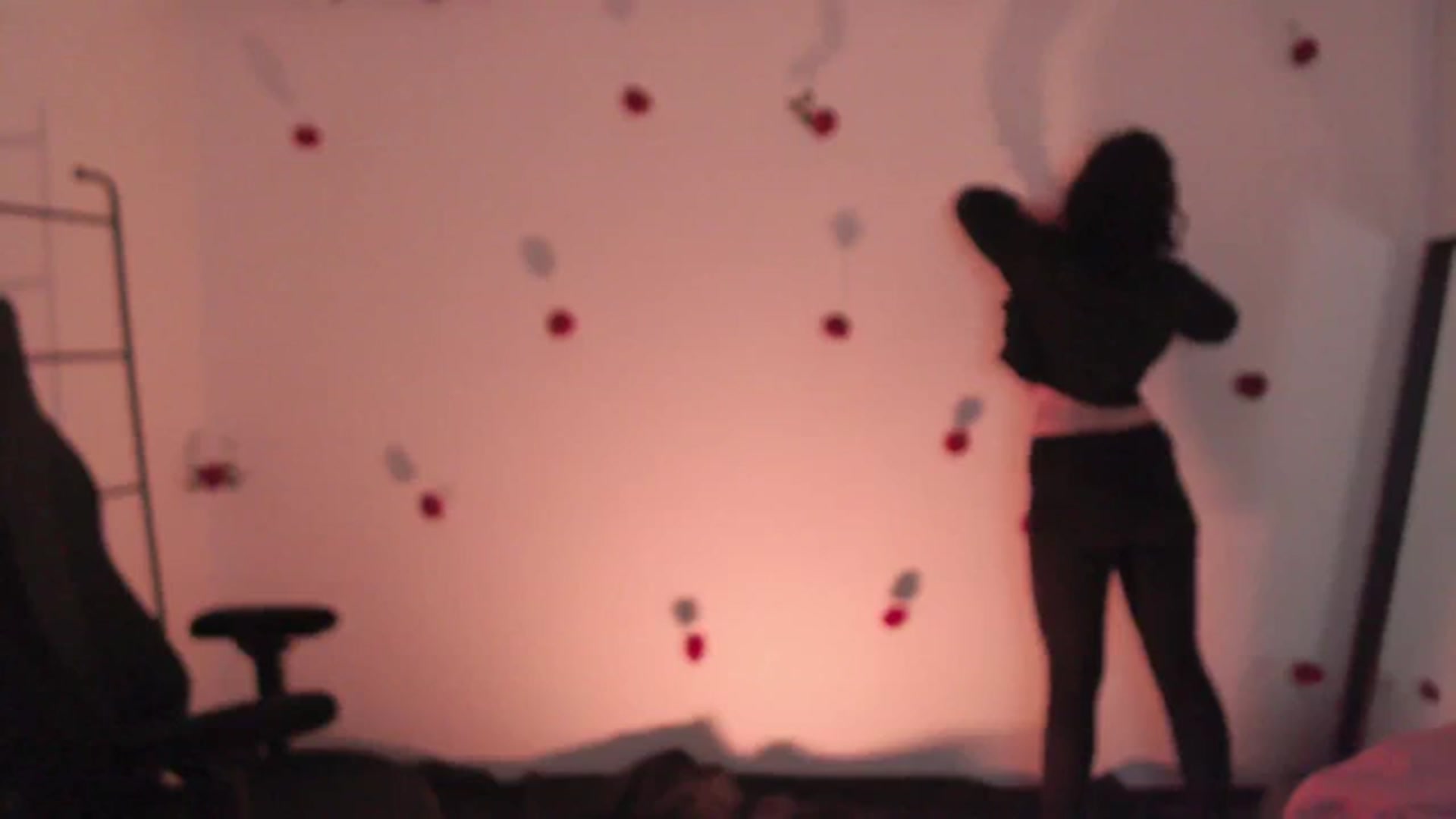 Gallery image thumbnail from RoomTempIQ's myfreecams stream on, 03/15/2024, 02:00 image 10 of 20