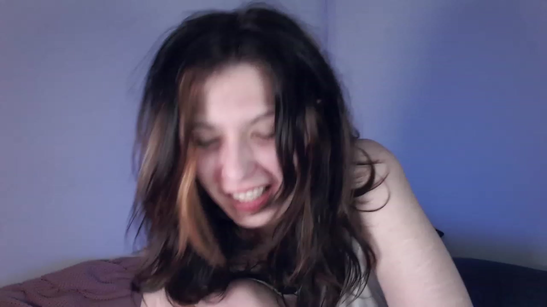 Gallery image thumbnail from RoomToA___d's myfreecams stream on, 09/07/2023, 05:58 image 9 of 20