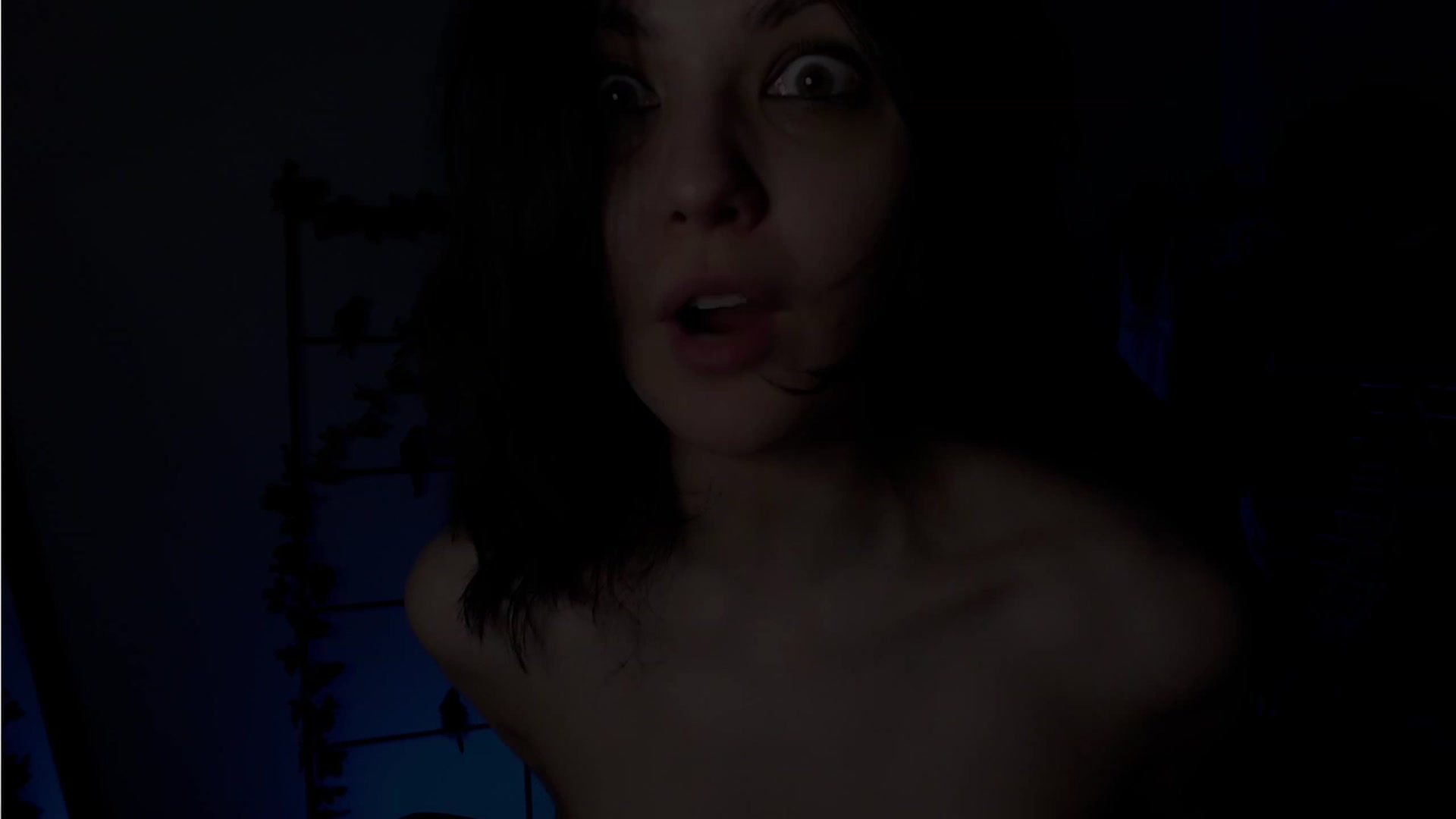 Gallery image thumbnail from RoomToAvoid's myfreecams stream on, 11/19/2022, 04:45 image 11 of 20