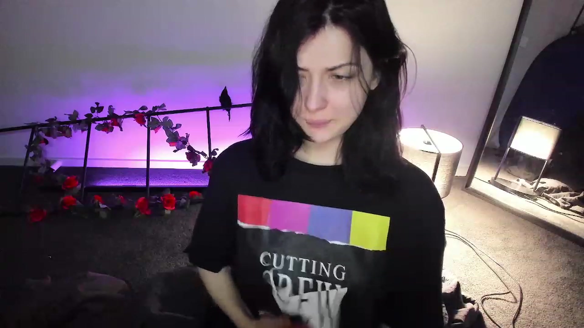 Gallery image thumbnail from RoomToAvoid's myfreecams stream on, 11/24/2022, 05:19 image 16 of 20
