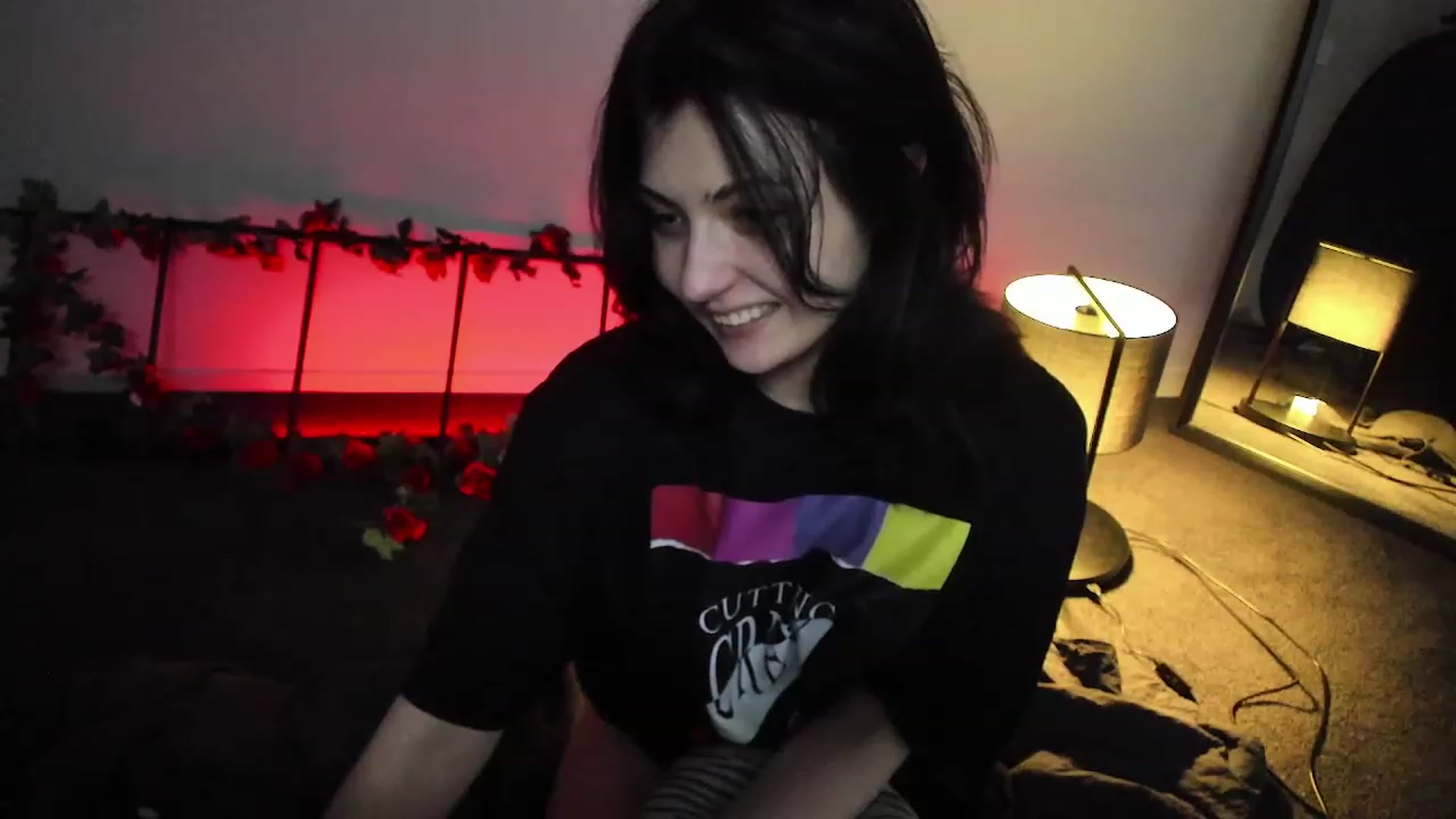 Gallery image thumbnail from RoomToAvoid's myfreecams stream on, 11/24/2022, 06:36 image 13 of 20