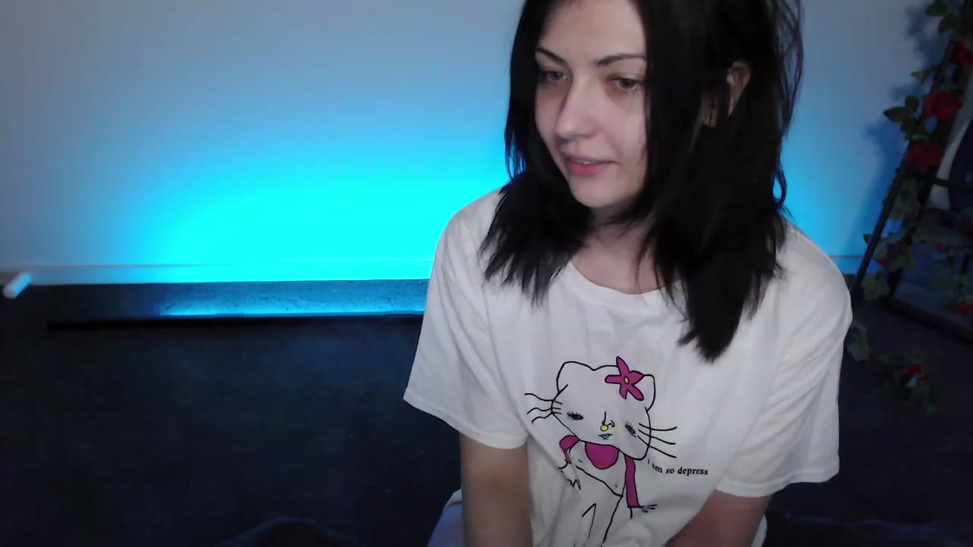 Gallery image thumbnail from RoomToAvoid's myfreecams stream on, 11/26/2022, 02:43 image 17 of 20