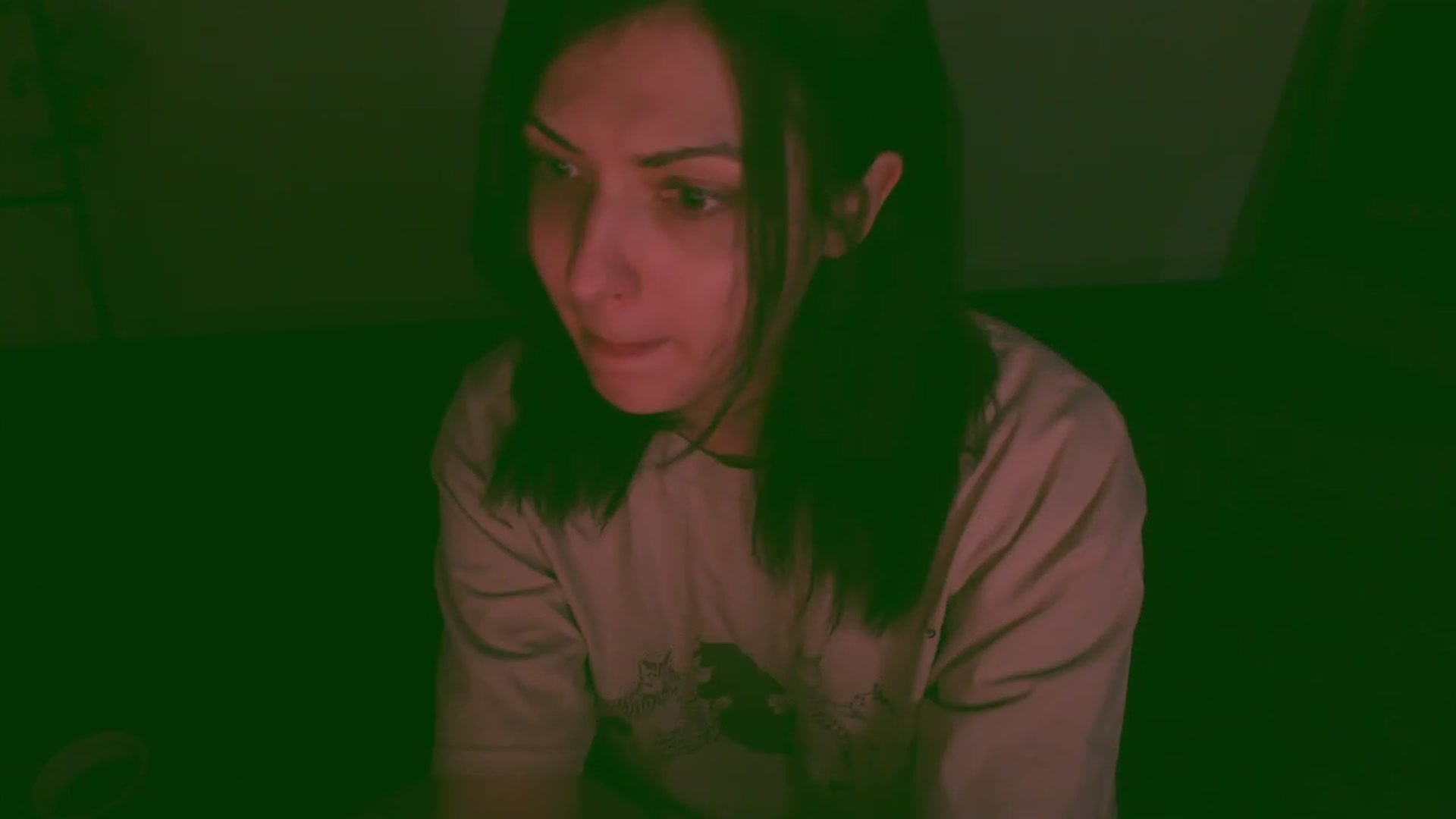 Gallery image thumbnail from RoomToAvoid's myfreecams stream on, 11/26/2022, 07:15 image 14 of 20