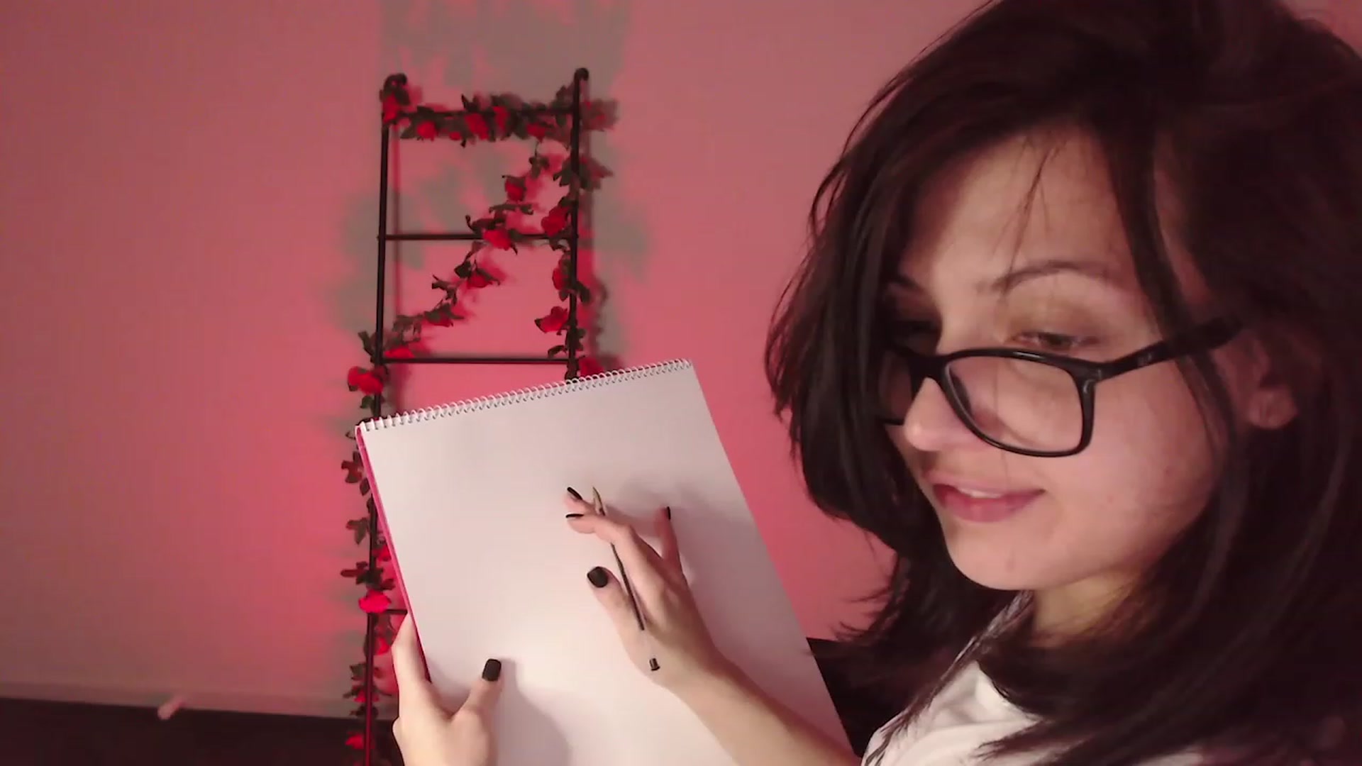 Gallery image thumbnail from RoomToAvoid's myfreecams stream on, 12/26/2022, 10:21 image 9 of 20