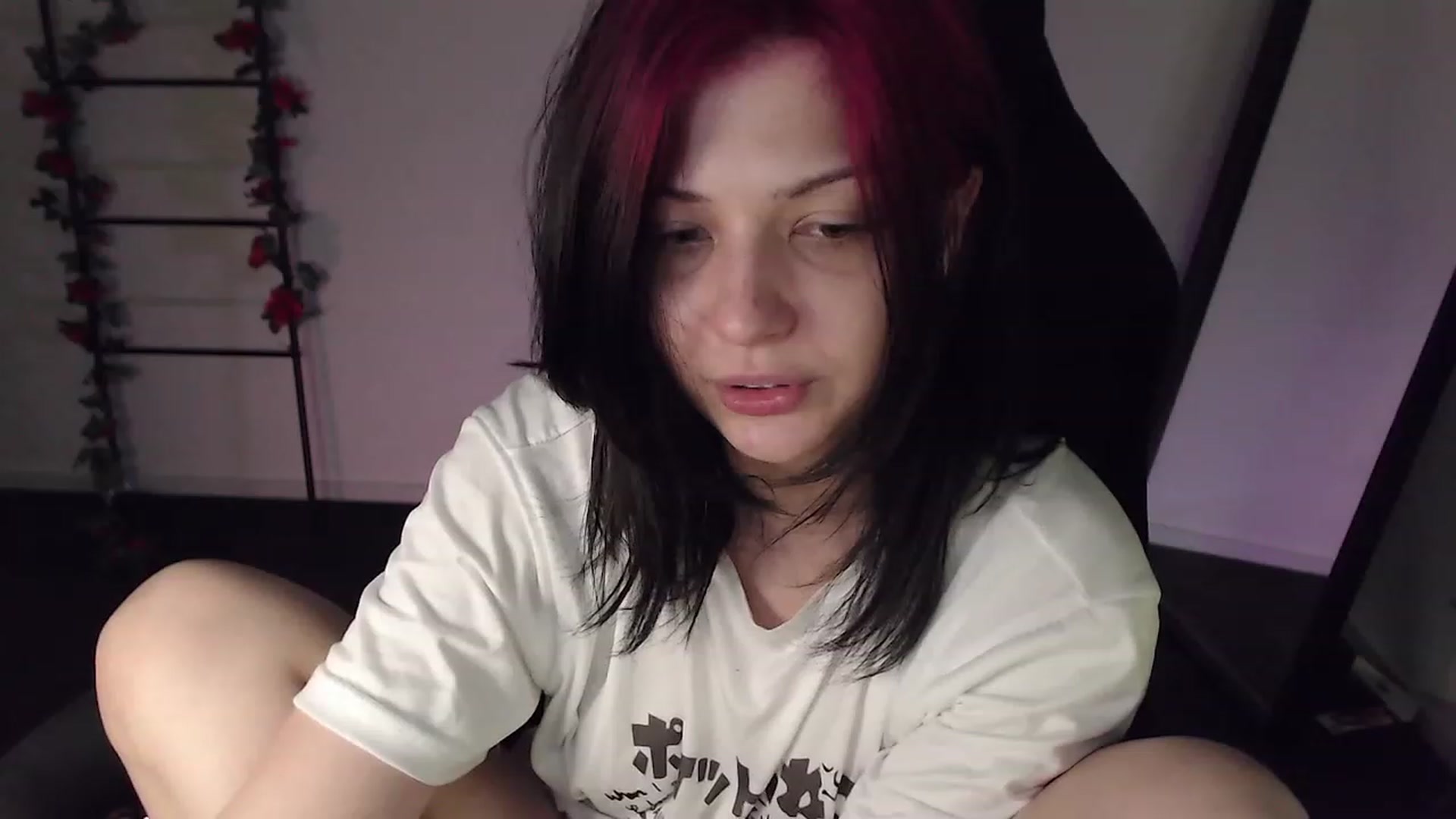 Gallery image thumbnail from RoomToAvoid's myfreecams stream on, 01/09/2023, 03:41 image 20 of 20