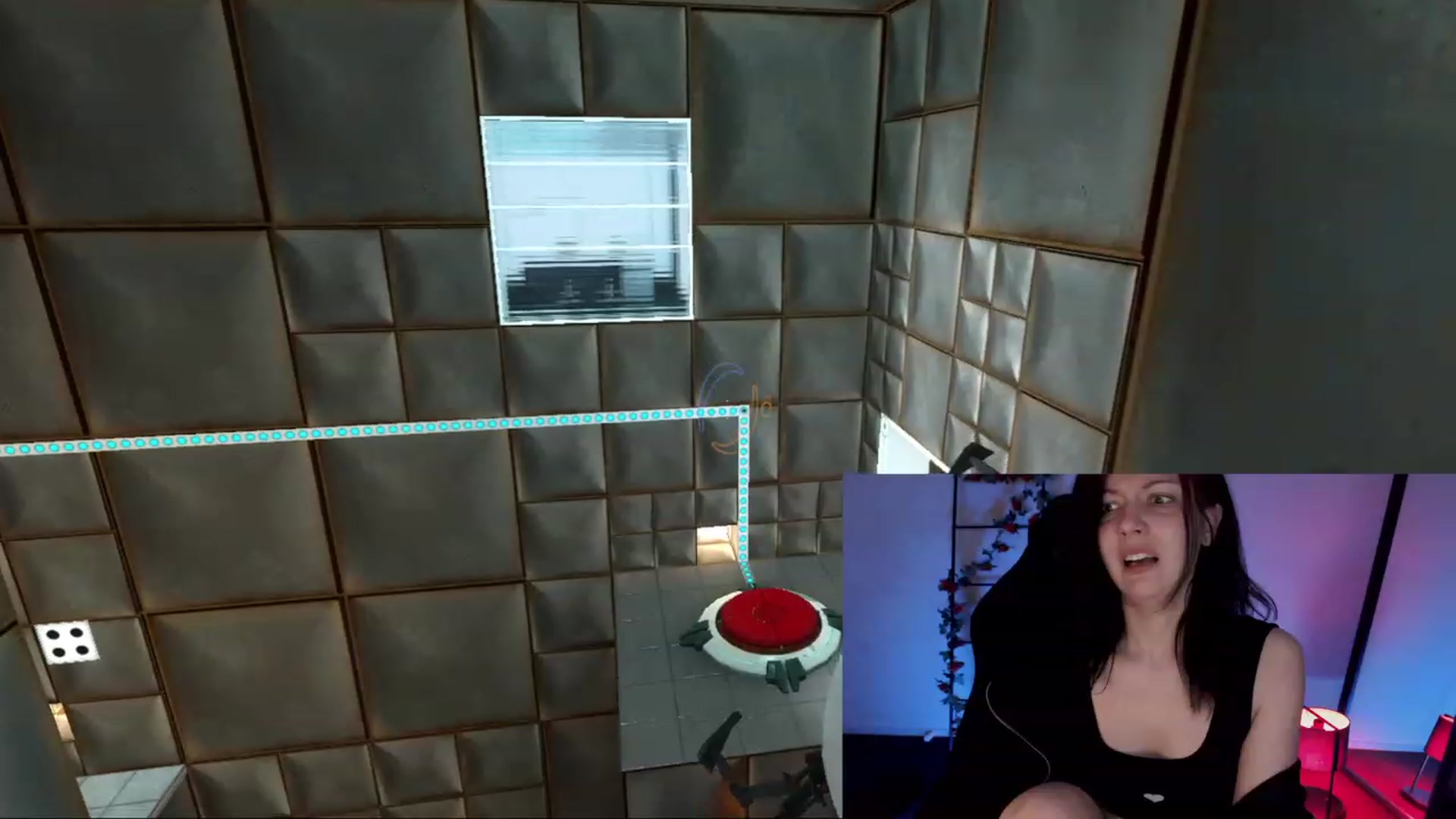 Gallery image thumbnail from RoomToAvoid's myfreecams stream on, 01/14/2023, 04:16 image 9 of 20