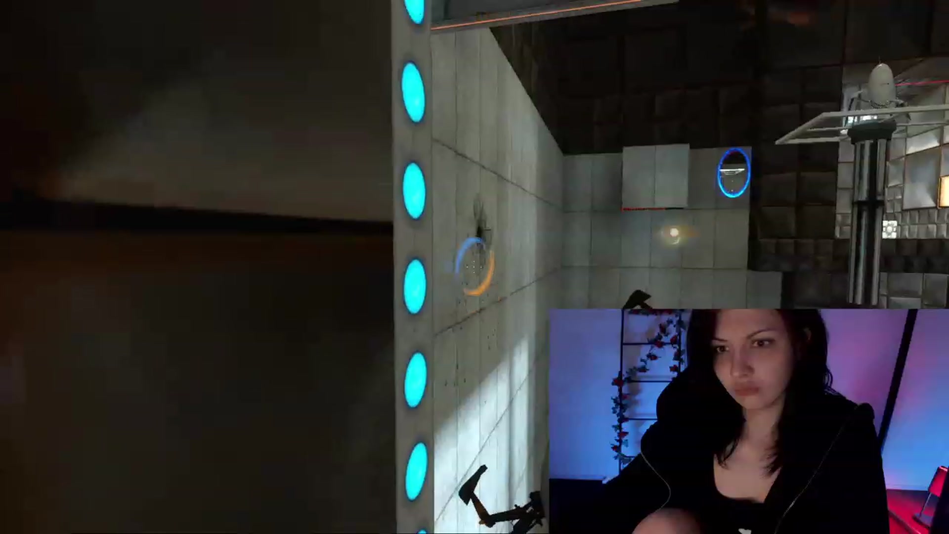 Gallery image thumbnail from RoomToAvoid's myfreecams stream on, 01/14/2023, 04:16 image 14 of 20
