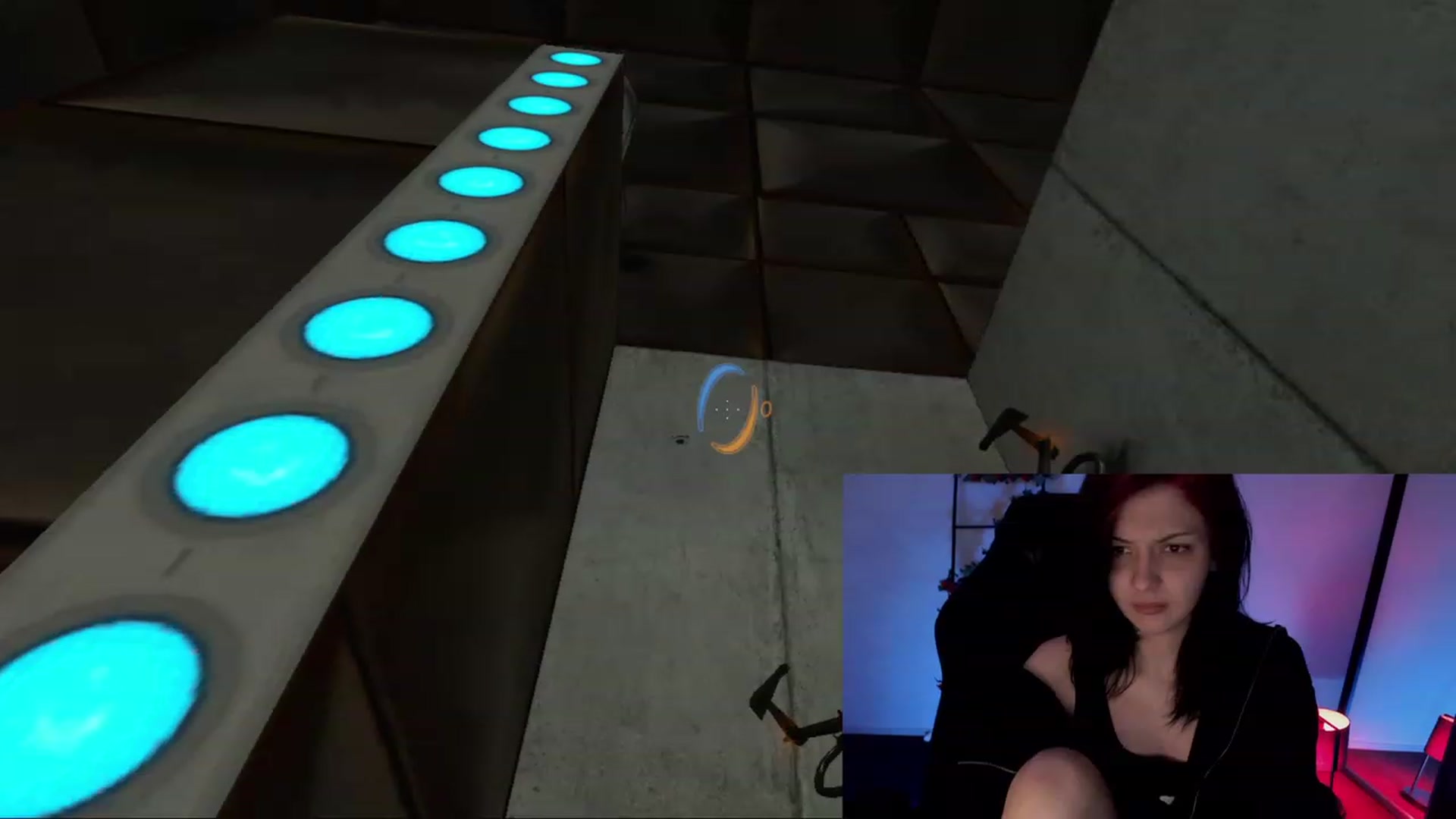 Gallery image thumbnail from RoomToAvoid's myfreecams stream on, 01/14/2023, 04:16 image 15 of 20