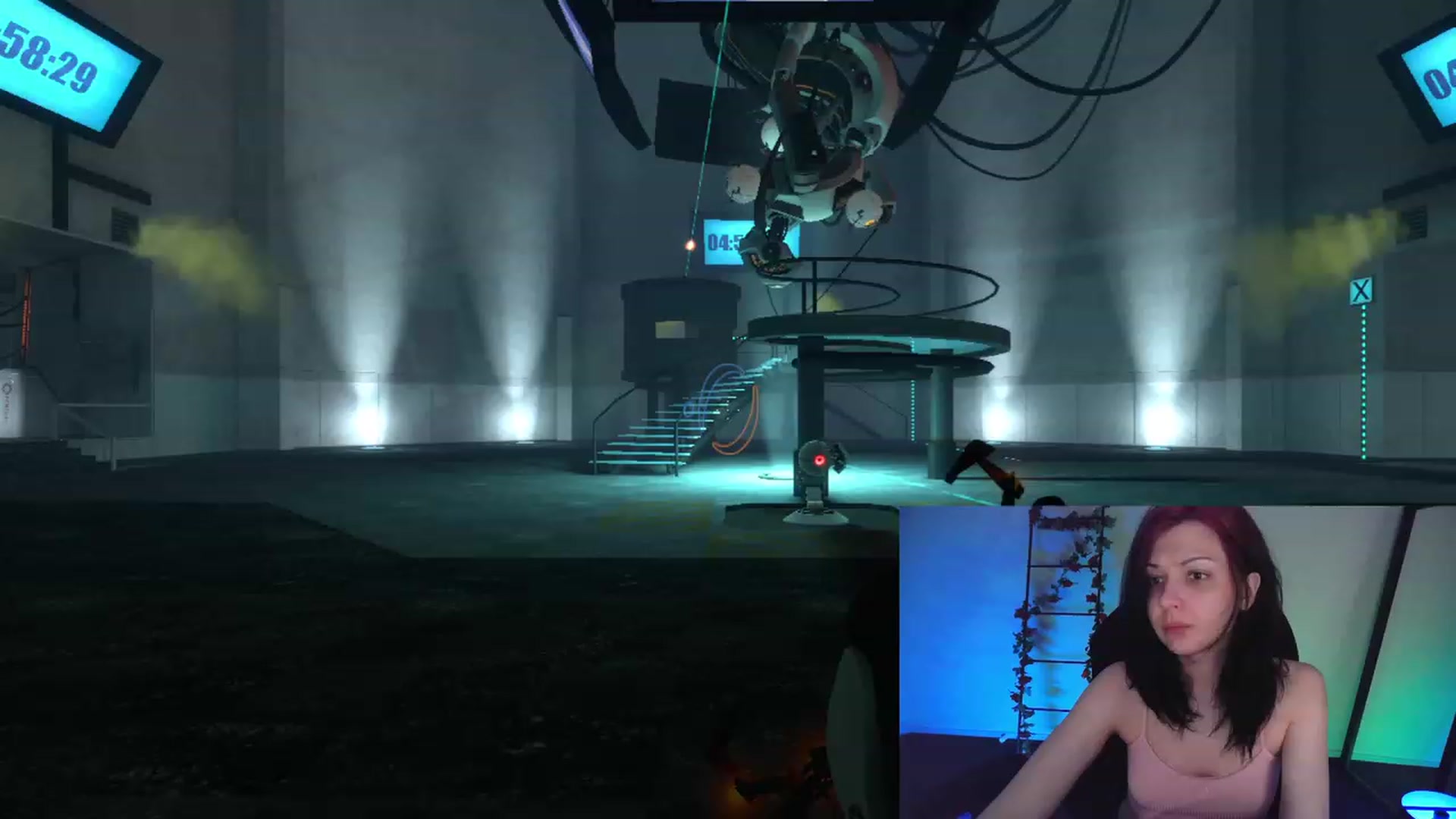 Gallery image thumbnail from RoomToAvoid's myfreecams stream on, 01/16/2023, 24:32 image 8 of 20