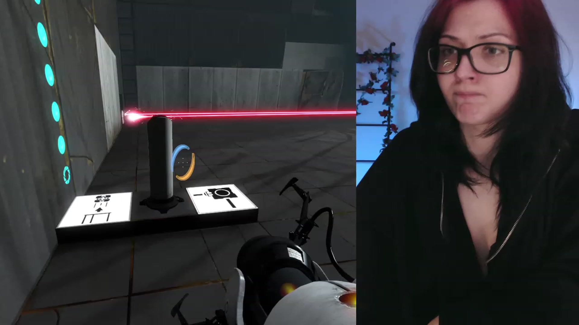 Gallery image thumbnail from RoomToAvoid's myfreecams stream on, 01/16/2023, 08:17 image 8 of 20