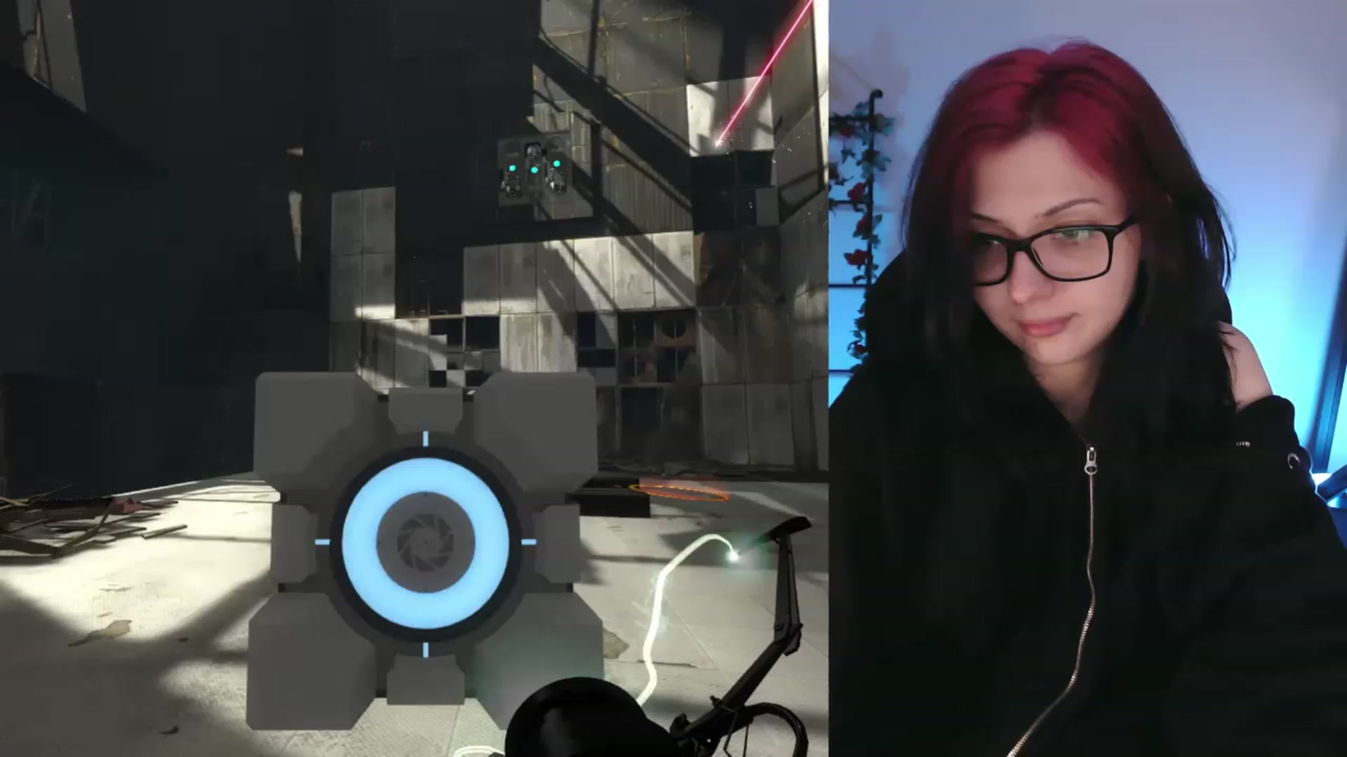 Gallery image thumbnail from RoomToAvoid's myfreecams stream on, 01/16/2023, 08:17 image 17 of 20
