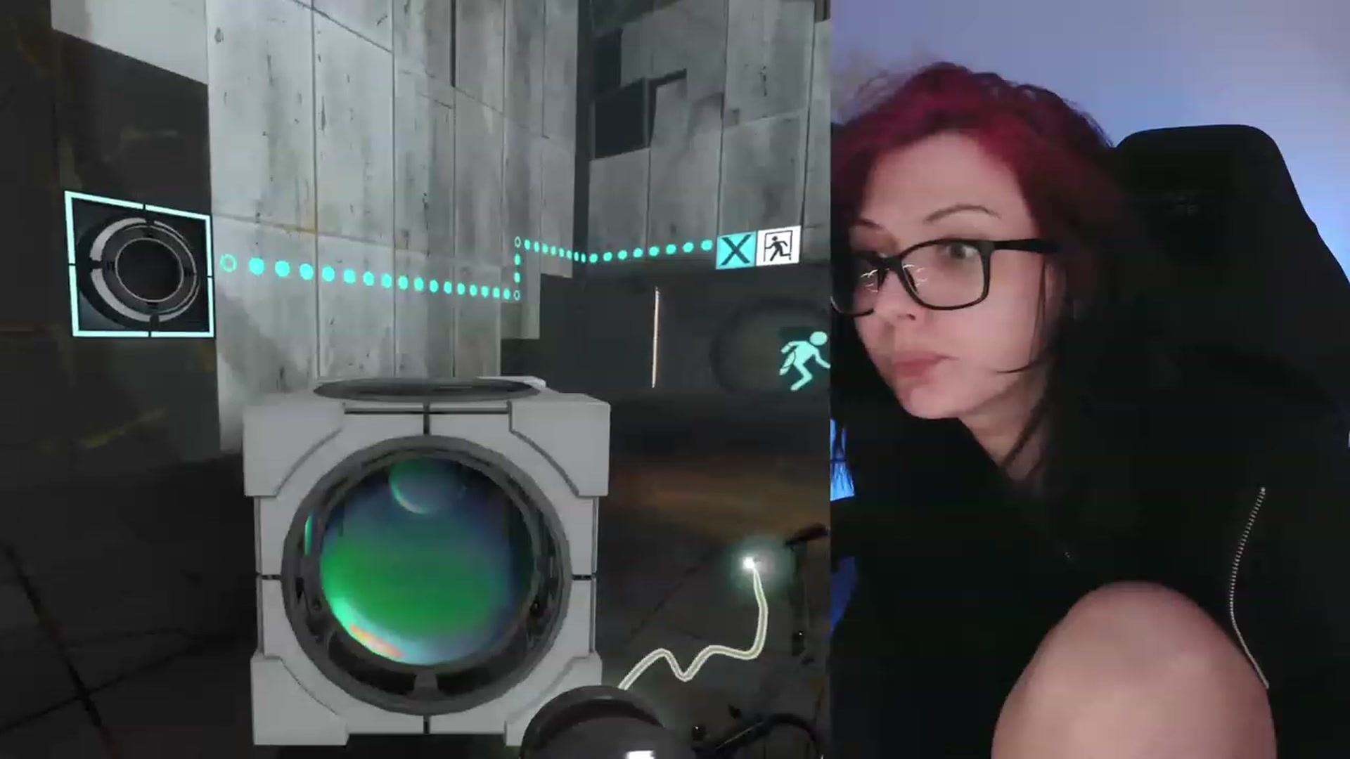 Gallery image thumbnail from RoomToAvoid's myfreecams stream on, 01/16/2023, 08:17 image 6 of 20