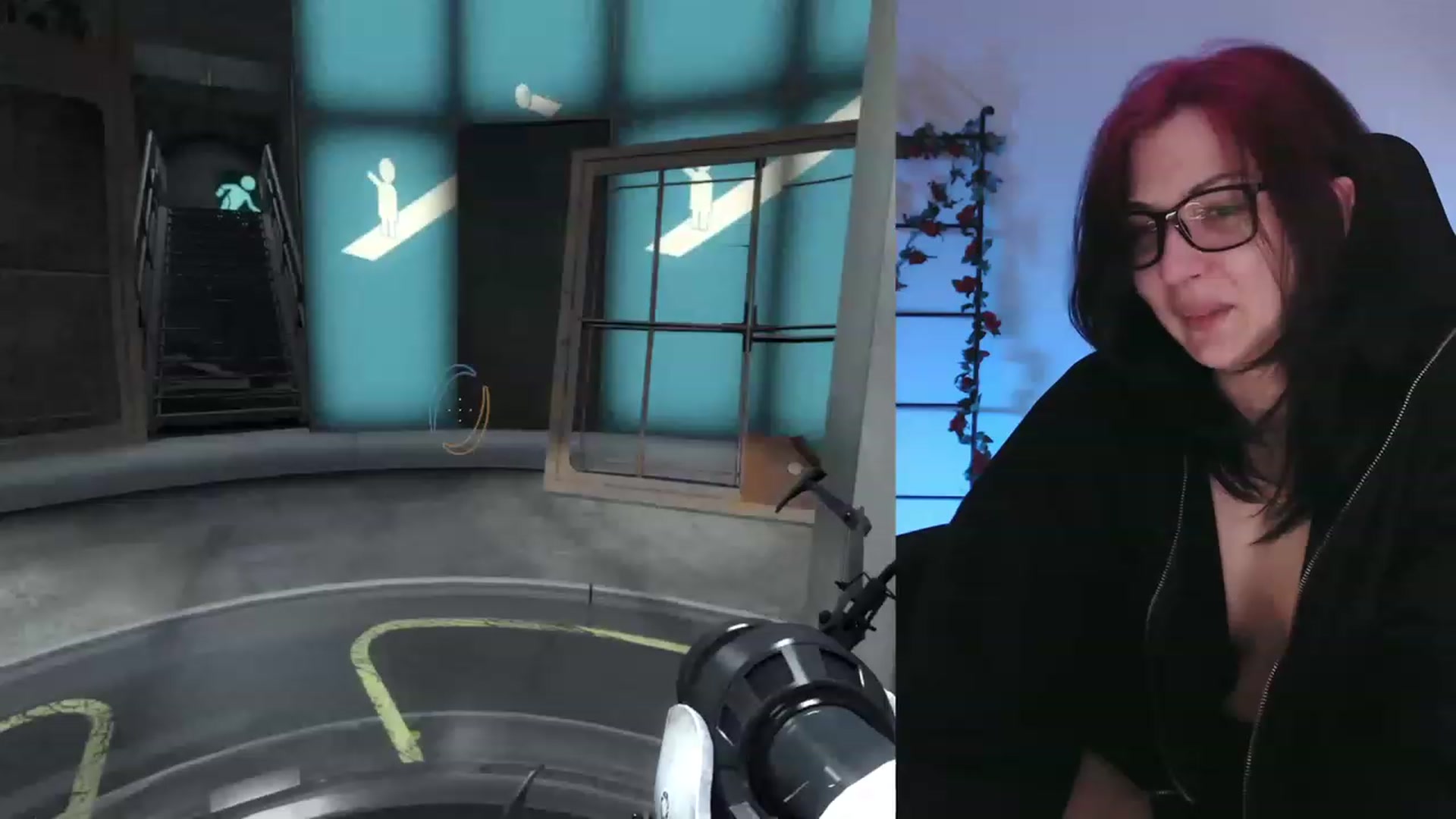 Gallery image thumbnail from RoomToAvoid's myfreecams stream on, 01/16/2023, 08:17 image 3 of 20