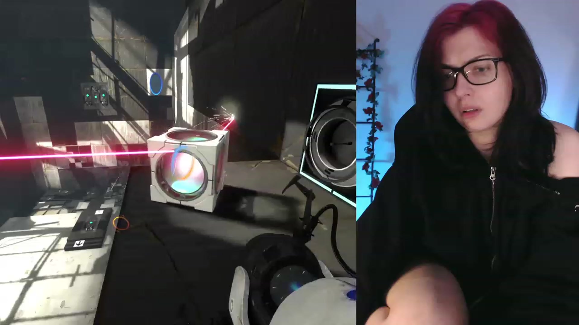 Gallery image thumbnail from RoomToAvoid's myfreecams stream on, 01/16/2023, 08:17 image 18 of 20