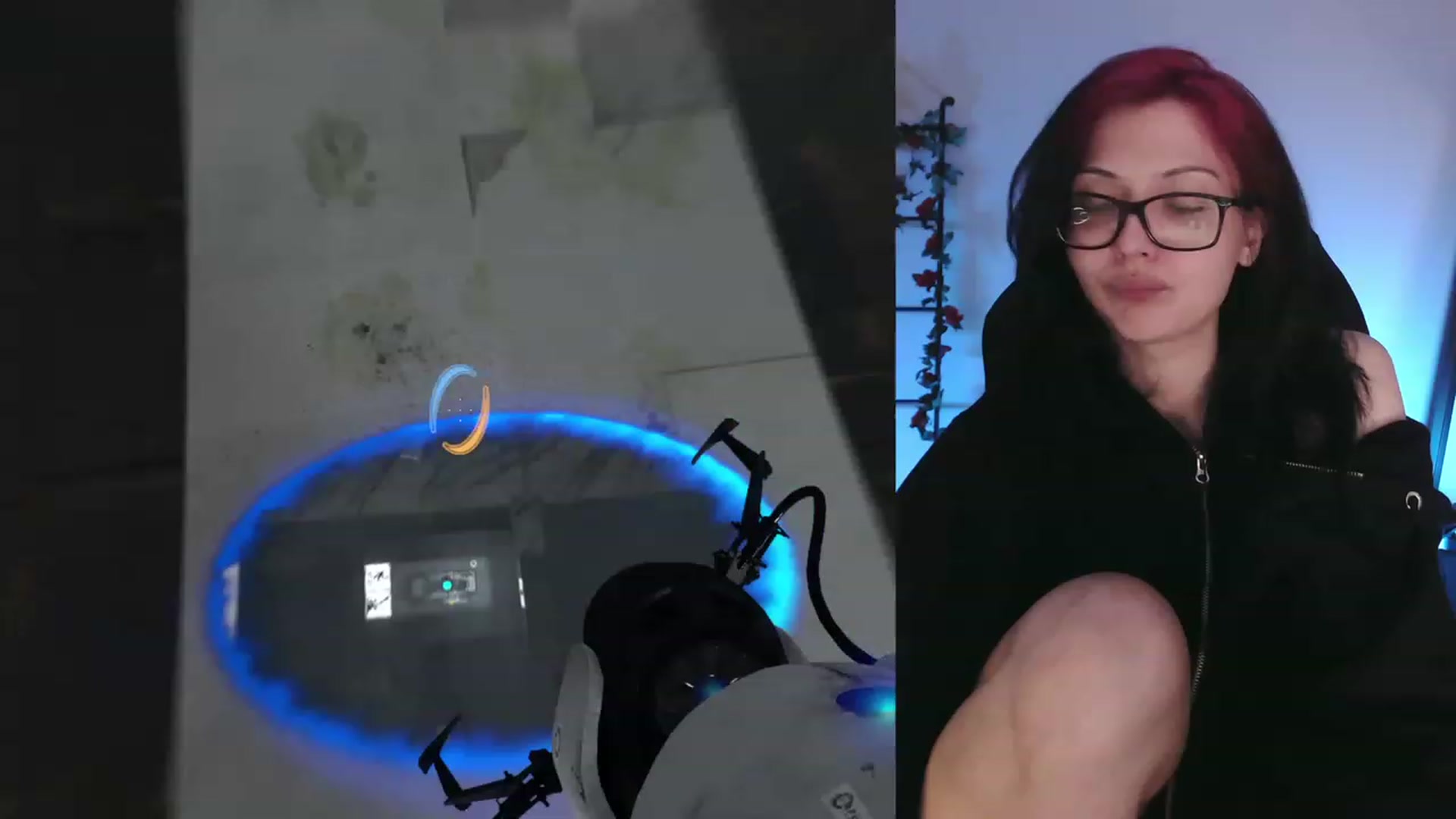 Gallery image thumbnail from RoomToAvoid's myfreecams stream on, 01/16/2023, 08:17 image 13 of 20