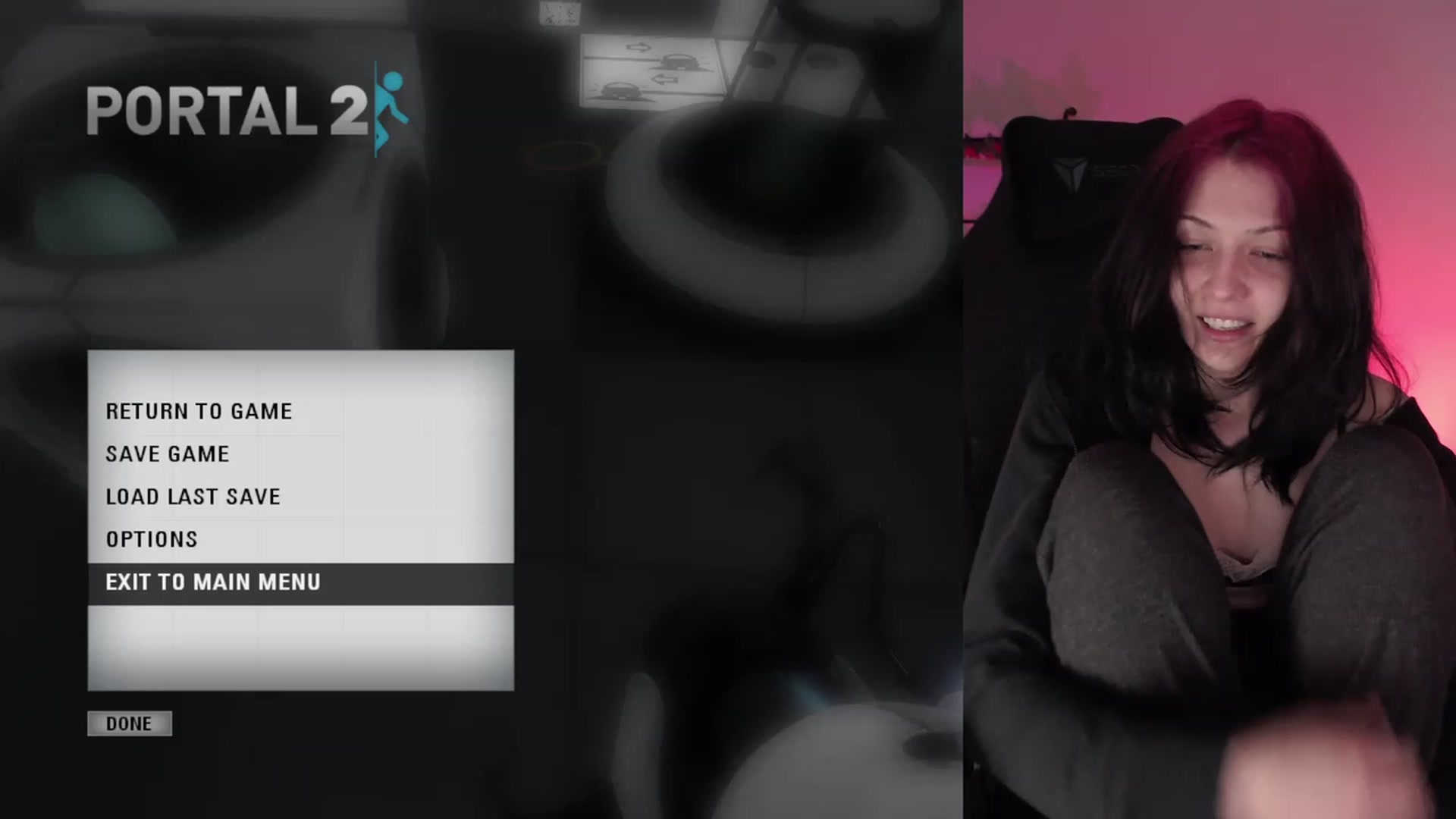 Gallery image thumbnail from RoomToAvoid's myfreecams stream on, 01/17/2023, 03:51 image 16 of 20