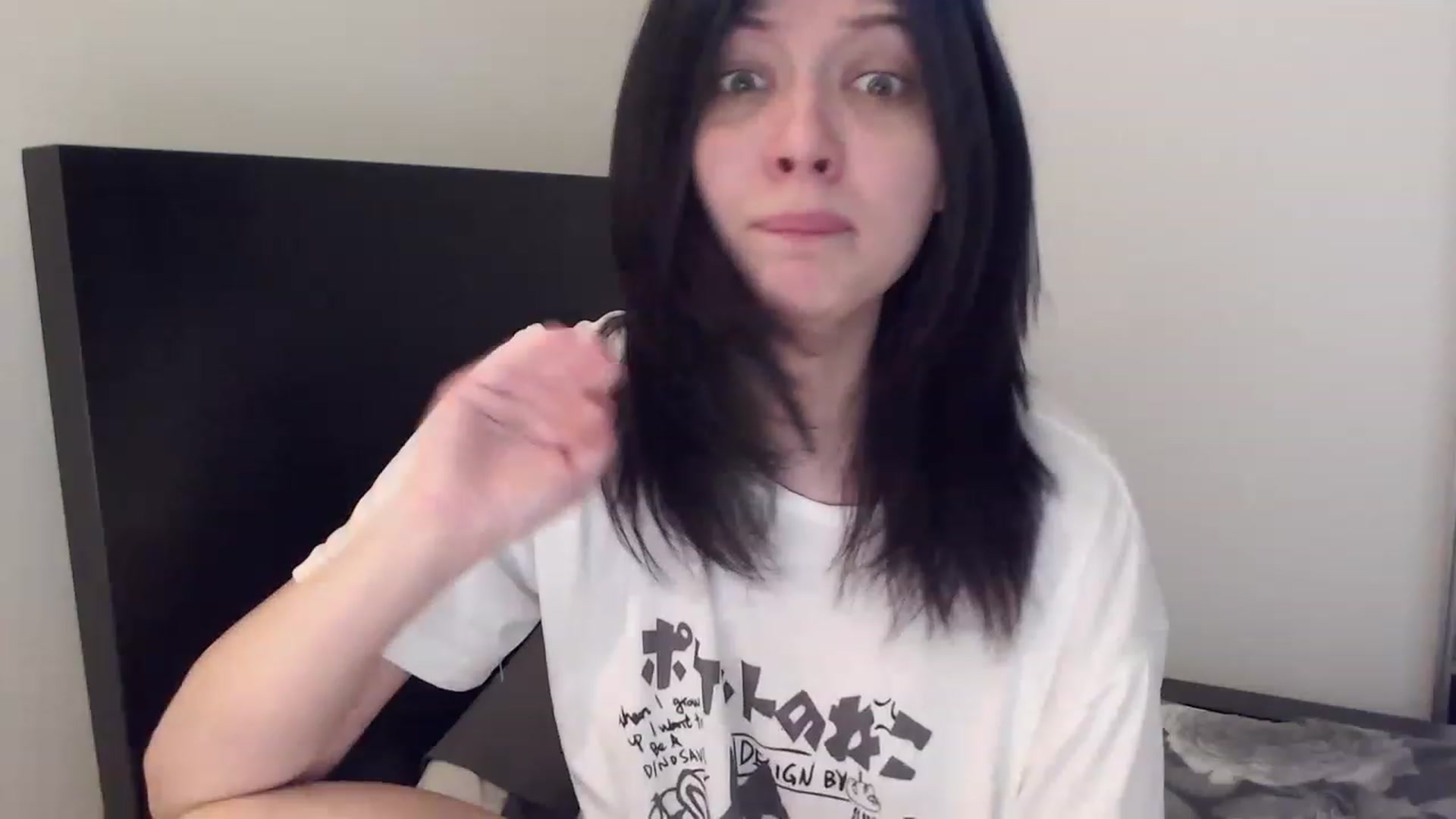 Gallery image thumbnail from RoomToAvoid's myfreecams stream on, 01/28/2023, 01:56 image 8 of 20