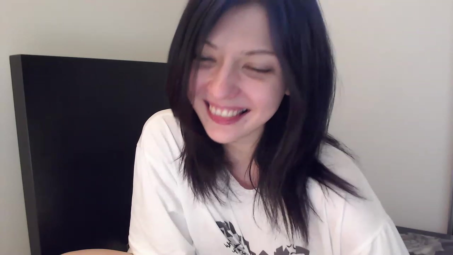 Gallery image thumbnail from RoomToAvoid's myfreecams stream on, 01/28/2023, 01:56 image 20 of 20