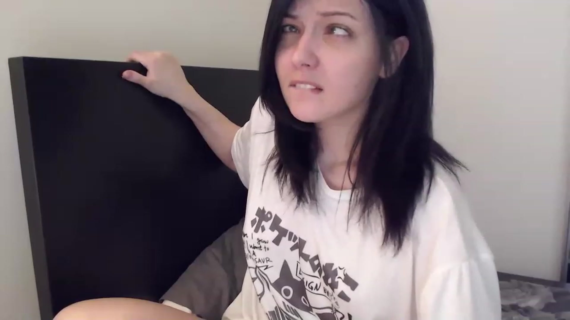 Gallery image thumbnail from RoomToAvoid's myfreecams stream on, 01/28/2023, 01:56 image 15 of 20