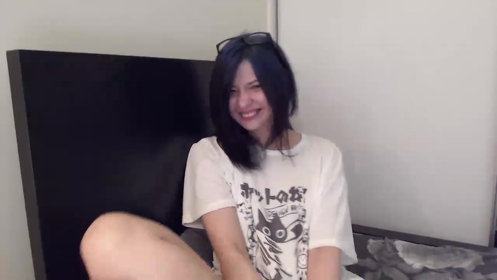 Gallery image thumbnail from RoomToAvoid's myfreecams stream on, 01/28/2023, 01:56 image 9 of 20