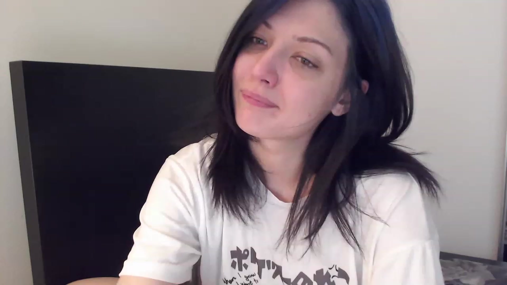 Gallery image thumbnail from RoomToAvoid's myfreecams stream on, 01/28/2023, 03:28 image 8 of 20