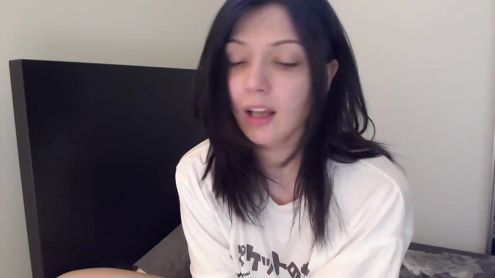 Gallery image thumbnail from RoomToAvoid's myfreecams stream on, 01/28/2023, 03:28 image 5 of 20