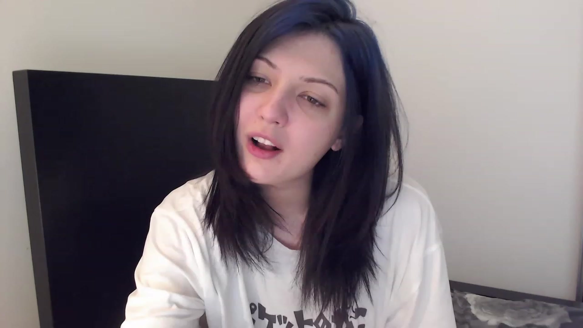 Gallery image thumbnail from RoomToAvoid's myfreecams stream on, 01/28/2023, 03:28 image 3 of 20
