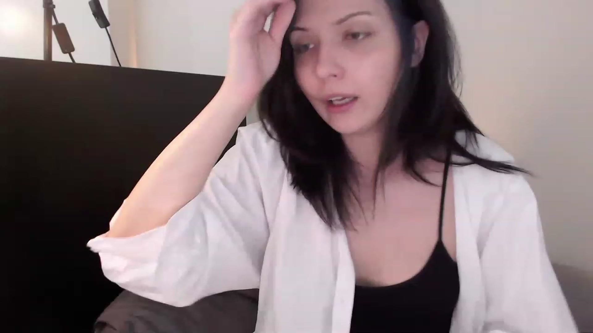Gallery image thumbnail from RoomToAvoid's myfreecams stream on, 01/30/2023, 02:06 image 11 of 20