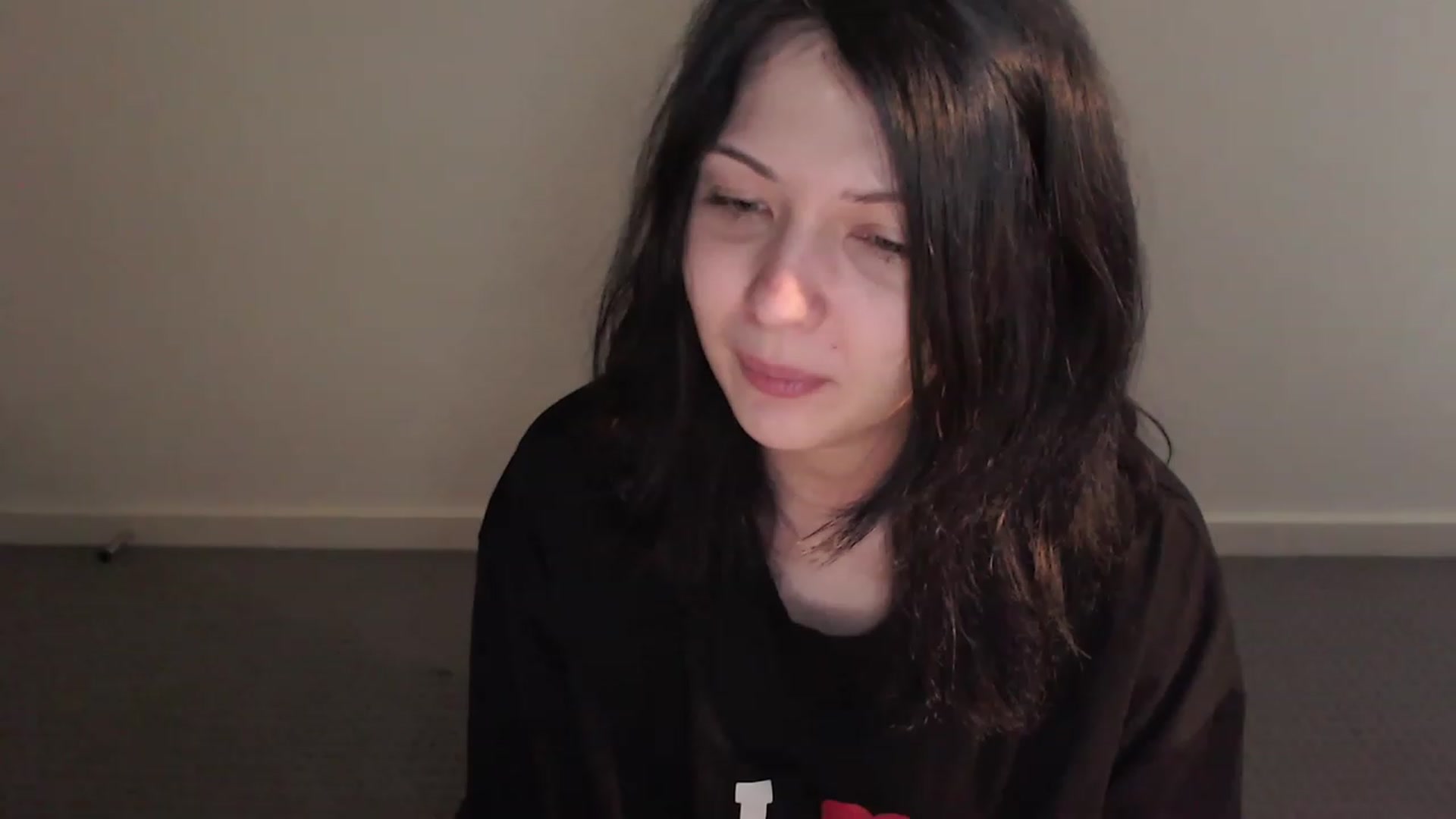 Gallery image thumbnail from RoomToAvoid's myfreecams stream on, 02/03/2023, 24:14 image 12 of 20