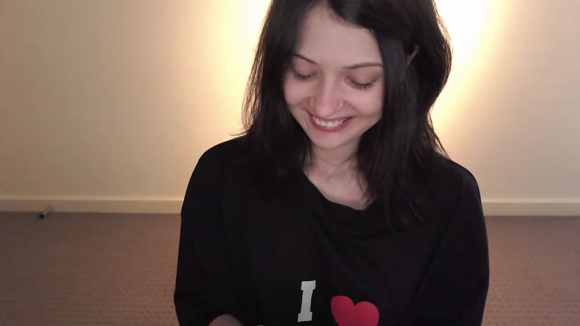 Gallery image thumbnail from RoomToAvoid's myfreecams stream on, 02/03/2023, 02:36 image 7 of 20