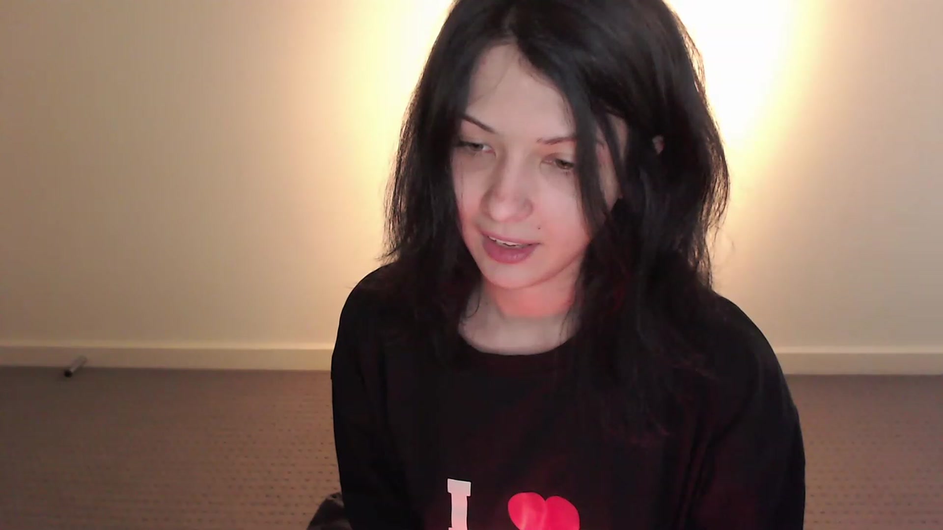 Gallery image thumbnail from RoomToAvoid's myfreecams stream on, 02/03/2023, 02:36 image 3 of 20