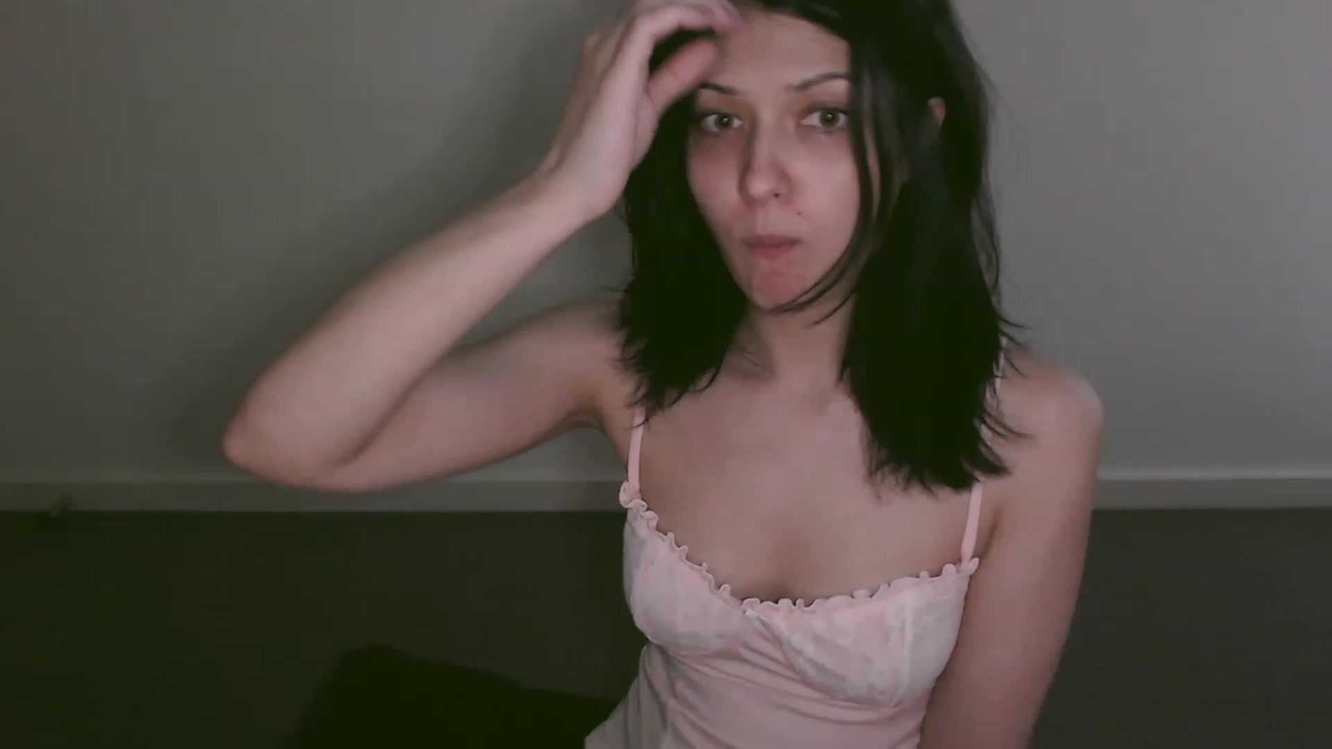 Gallery image thumbnail from RoomToAvoid's myfreecams stream on, 02/03/2023, 06:07 image 6 of 20