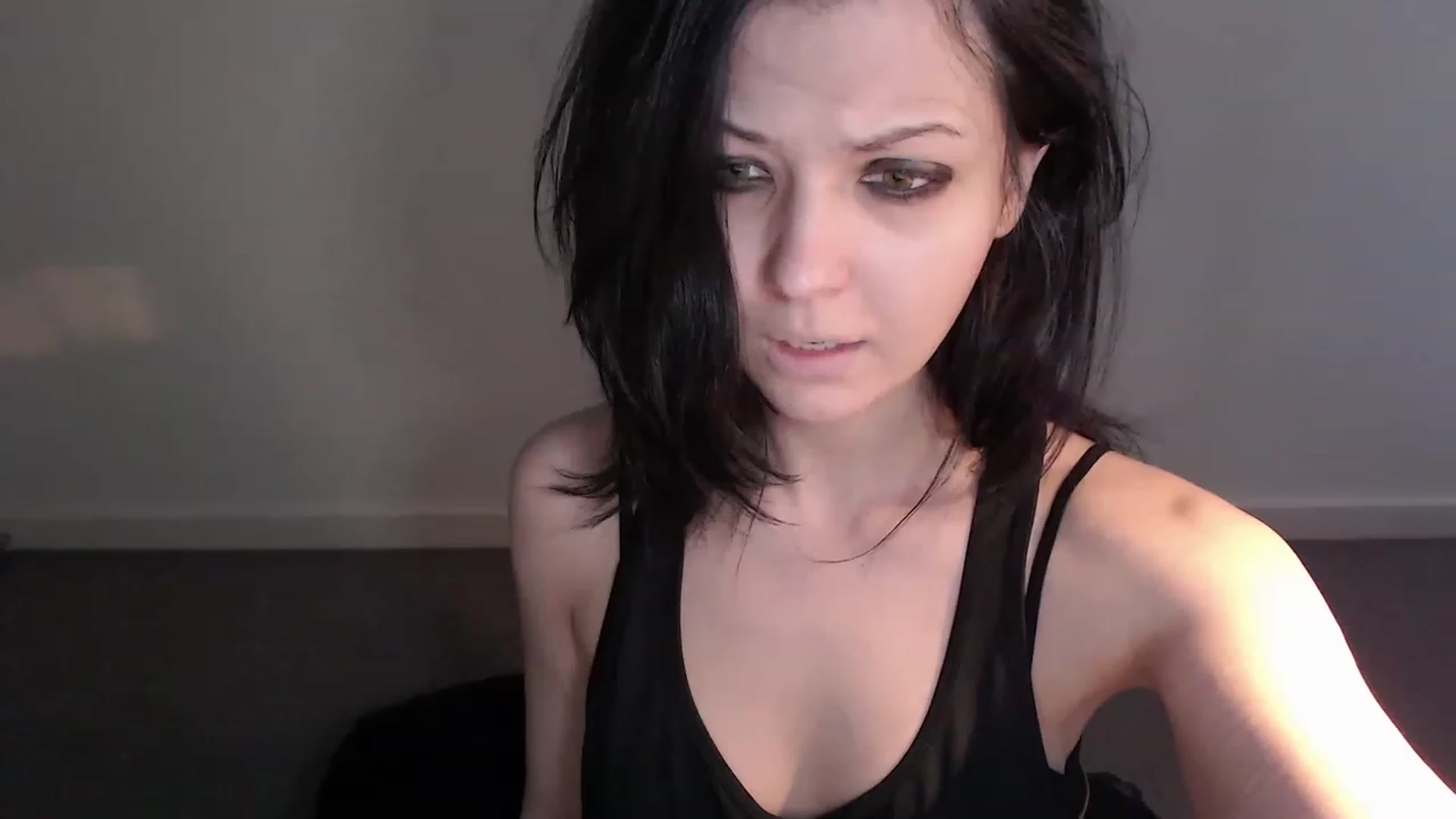 Gallery image thumbnail from RoomToAvoid's myfreecams stream on, 02/05/2023, 05:43 image 11 of 20