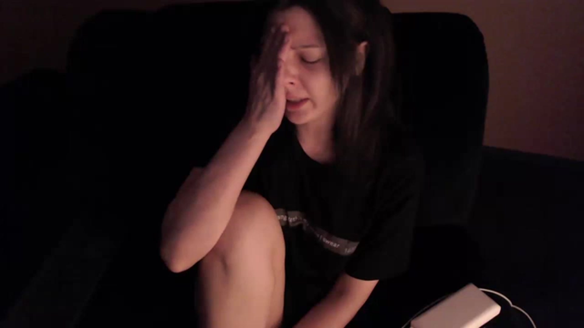 Gallery image thumbnail from RoomToAvoid's myfreecams stream on, 02/13/2023, 01:45 image 1 of 20