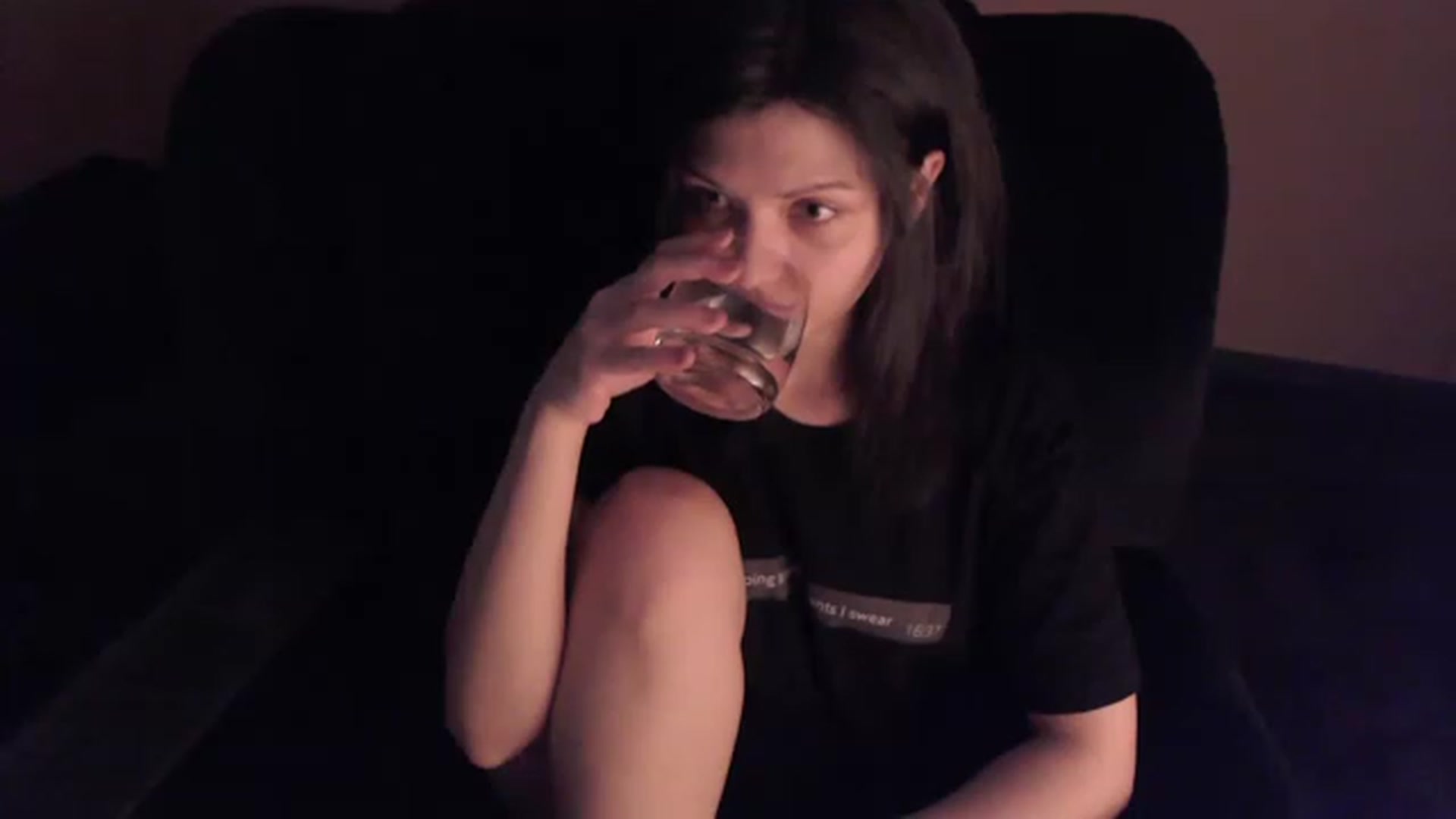 Gallery image thumbnail from RoomToAvoid's myfreecams stream on, 02/13/2023, 04:53 image 16 of 20