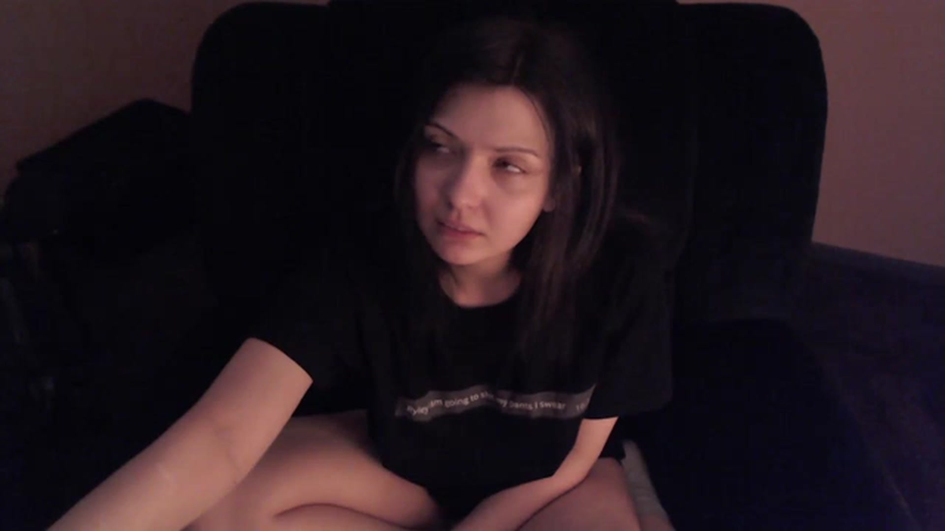 Gallery image thumbnail from RoomToAvoid's myfreecams stream on, 02/13/2023, 04:53 image 19 of 20